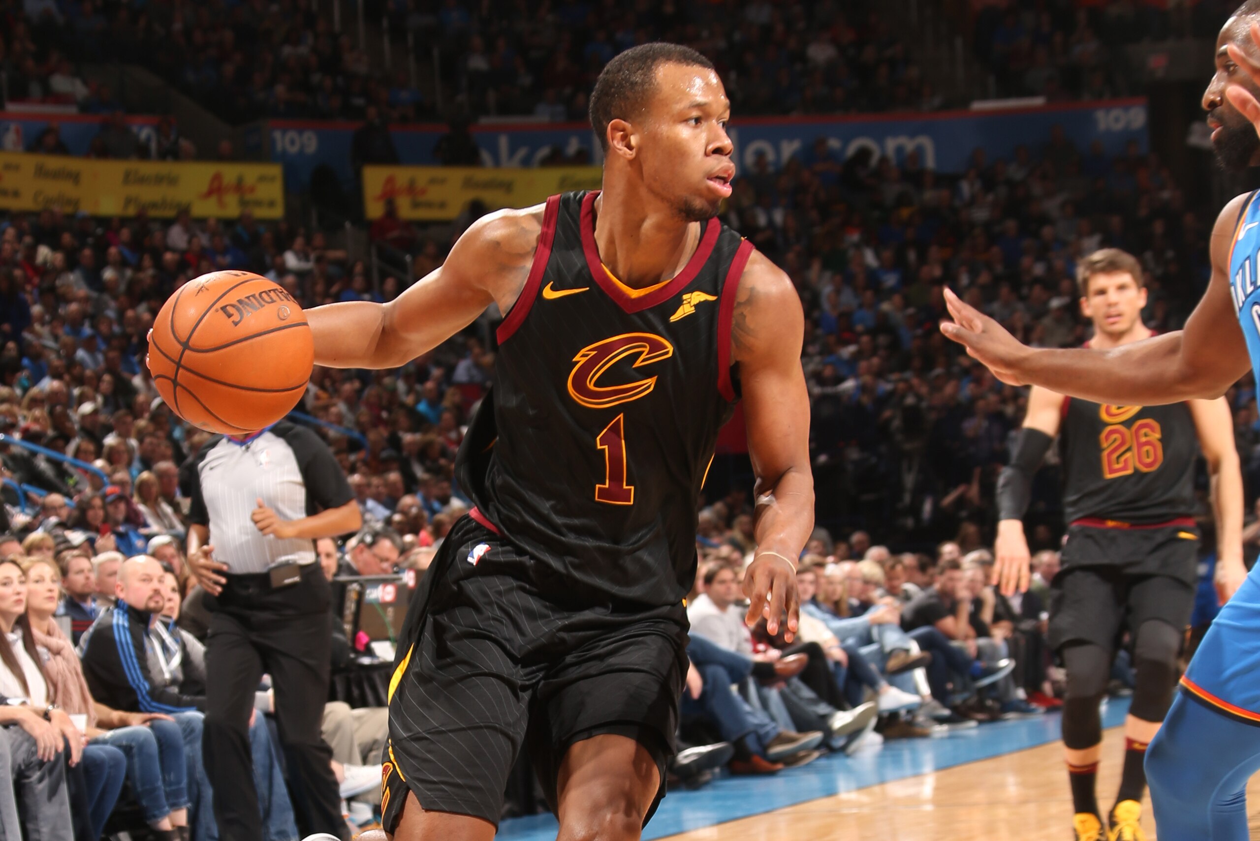 OKLAHOMA CITY, OK - FEBRUARY 13:  Rodney Hood #1 of the Cleveland Cavaliers handles the ball against the Oklahoma City Thunder on February 13, 2018 at Chesapeake Energy Arena in Oklahoma City, Oklahoma. NOTE TO USER: User expressly acknowledges and agrees
