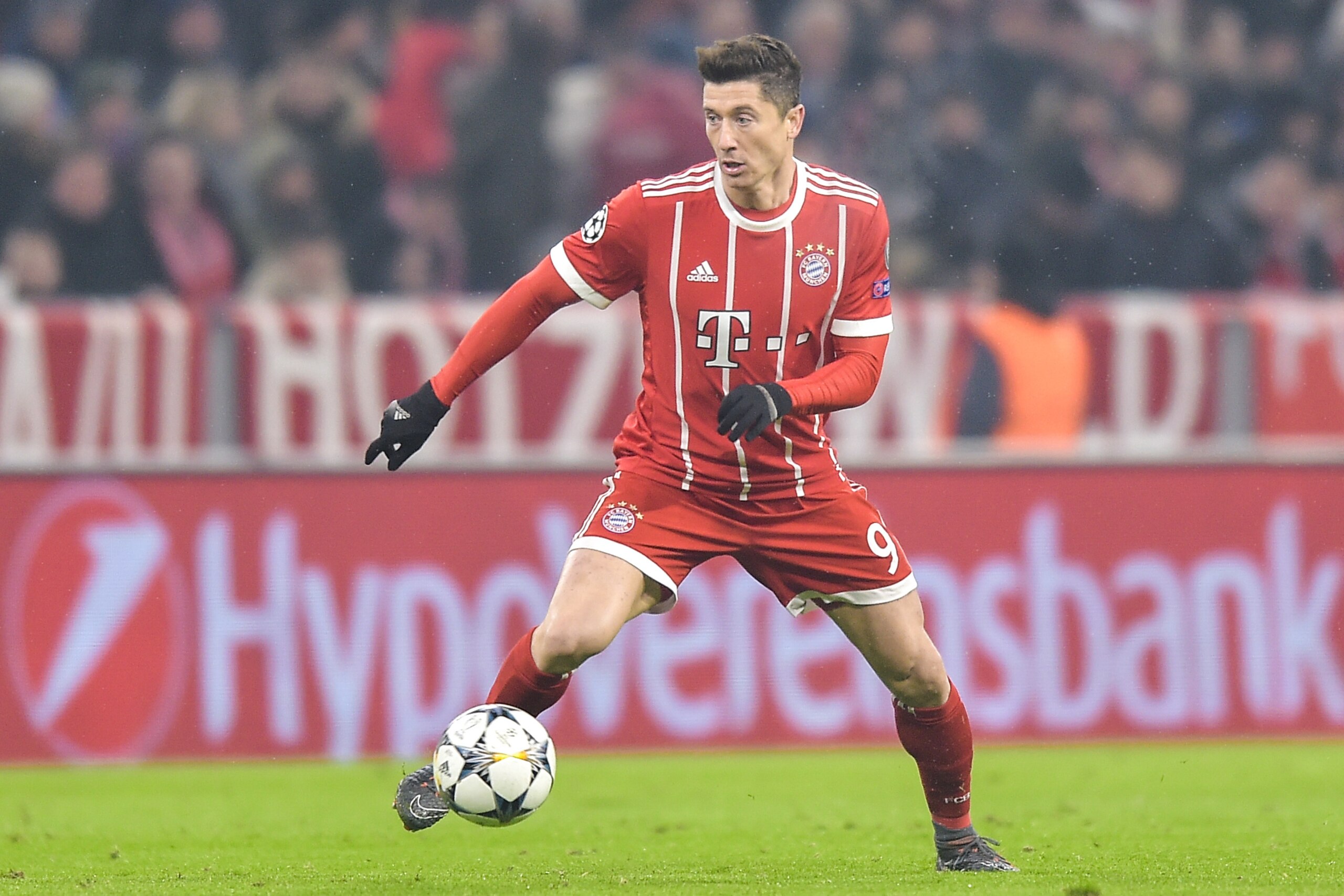 MUNICH, GERMANY - FEBRUARY 20: Robert Lewandowski of Bayern Muenchen in action during the UEFA Champions League Round of 16 First Leg match between Bayern Muenchen and Besiktas at Allianz Arena on February 20, 2018 in Munich, Germany. (Photo by PressFocus