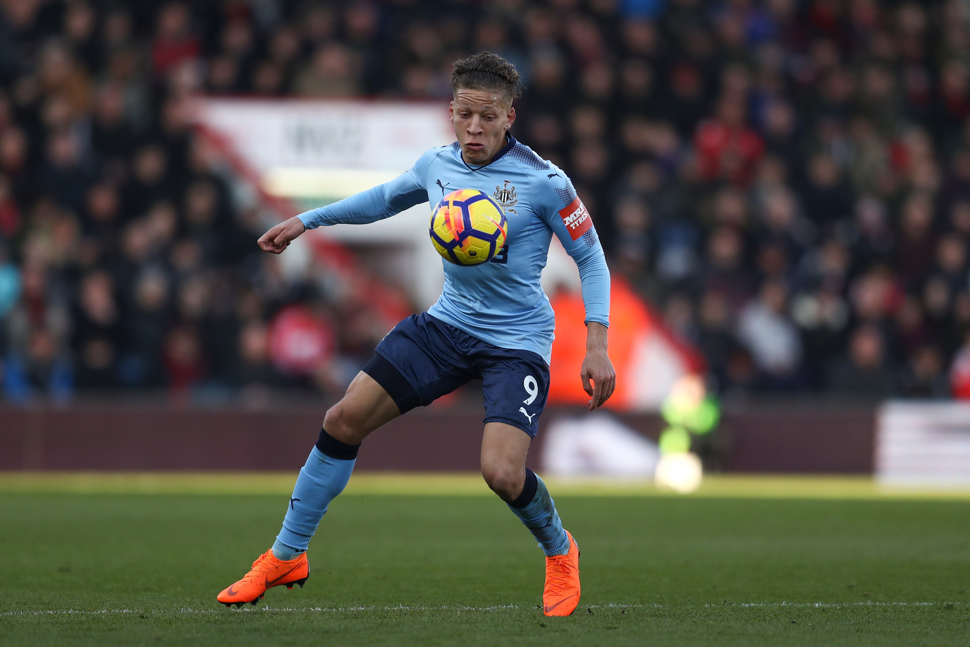 BOURNEMOUTH, ENGLAND - FEBRUARY 24: Dwight Gayle of Newcastle United during the Premier League match between AFC Bournemouth and Newcastle United at Vitality Stadium on February 24, 2018 in Bournemouth, England. (Photo by Catherine Ivill/Getty Images)