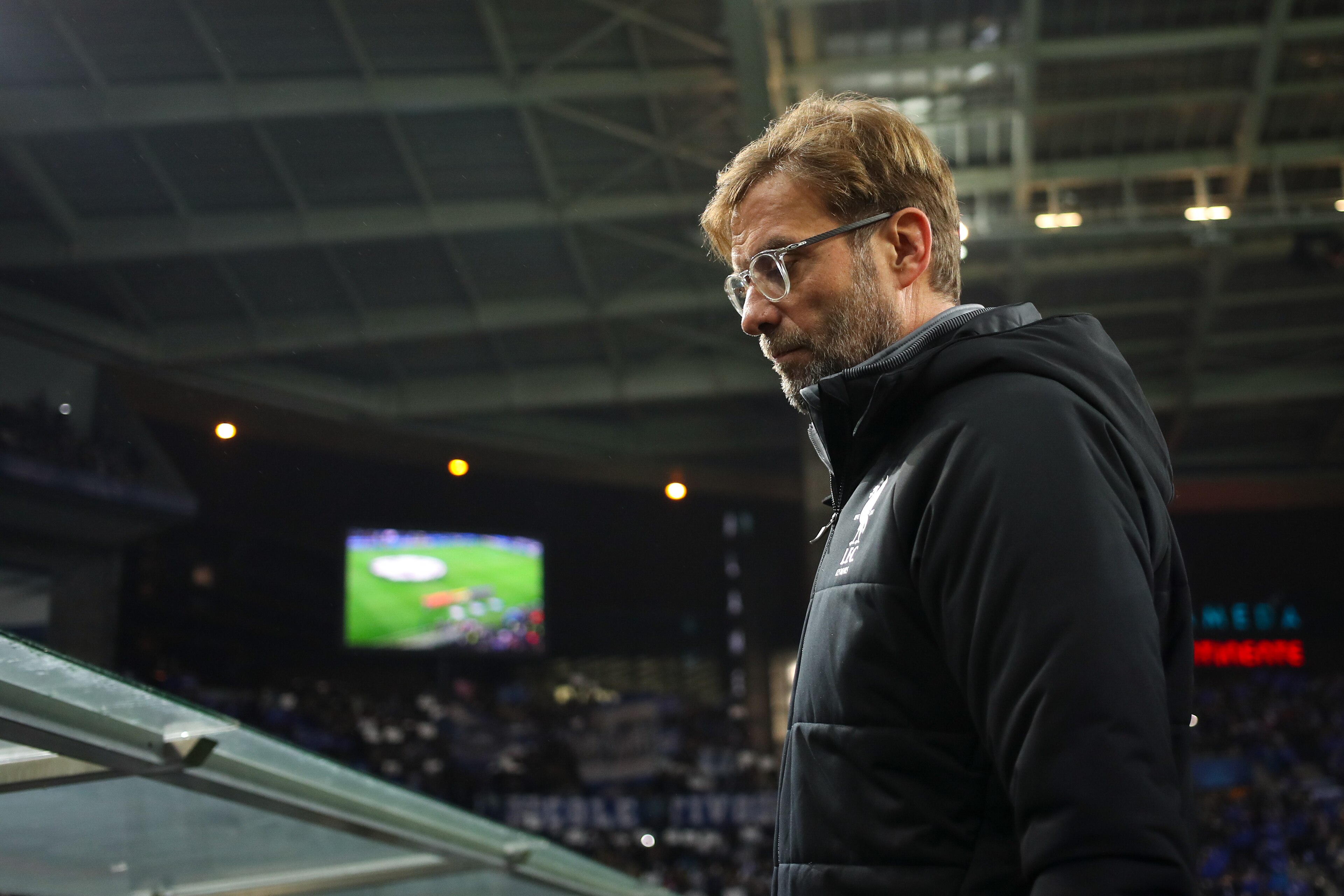 PORTO, PORTUGAL - FEBRUARY 14: Jurgen Klopp manager / head coach of Liverpool during the UEFA Champions League Round of 16 First Leg  match between FC Porto and Liverpool at Estadio do Dragao on February 14, 2018 in Porto, Portugal. (Photo by Robbie Jay B