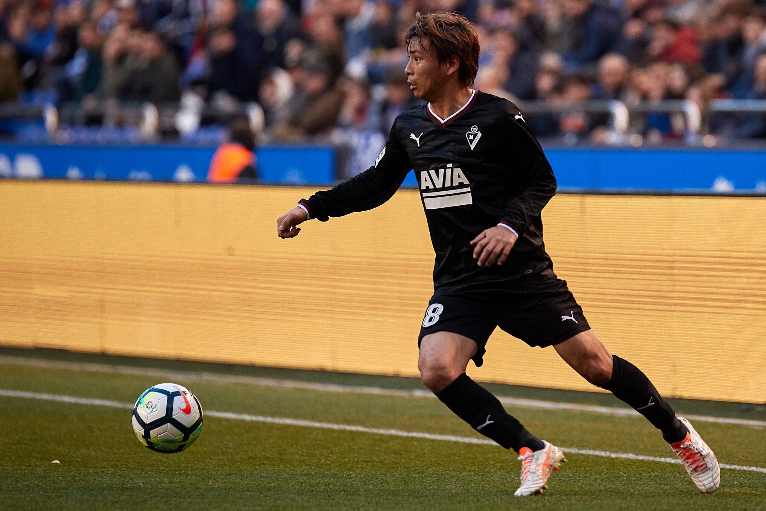 LA CORUNA, SPAIN - MARCH 03:  Takashi Inui of SD Eibar in action during the La Liga match between Deportivo La Coruna and Eibar at Abanca Riazor Stadium on March 3, 2018 in La Coruna, Spain.  (Photo by Quality Sport Images/Getty Images)