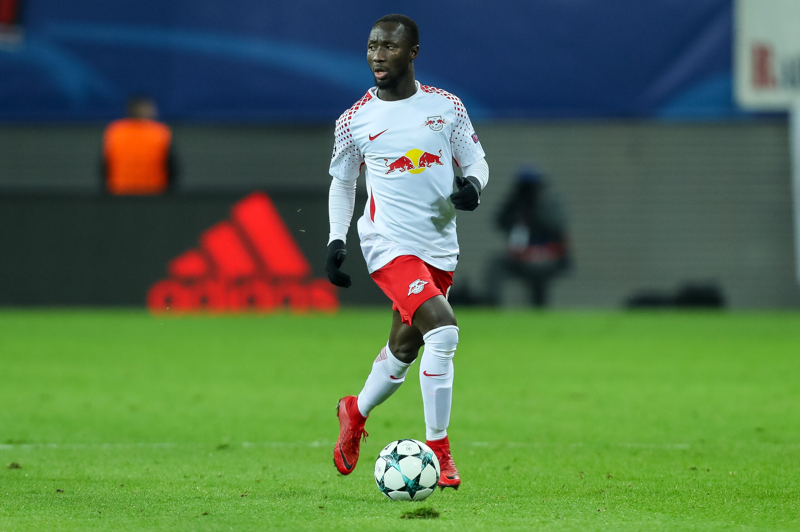 LEIPZIG, GERMANY - DECEMBER 06: Naby Keita of Leipzig controls the ball during the UEFA Champions League group G soccer match between RB Leipzig and Besiktas at the Leipzig Arena in Leipzig, Germany on December 06, 2017. (Photo by TF-Images/TF-Images via 