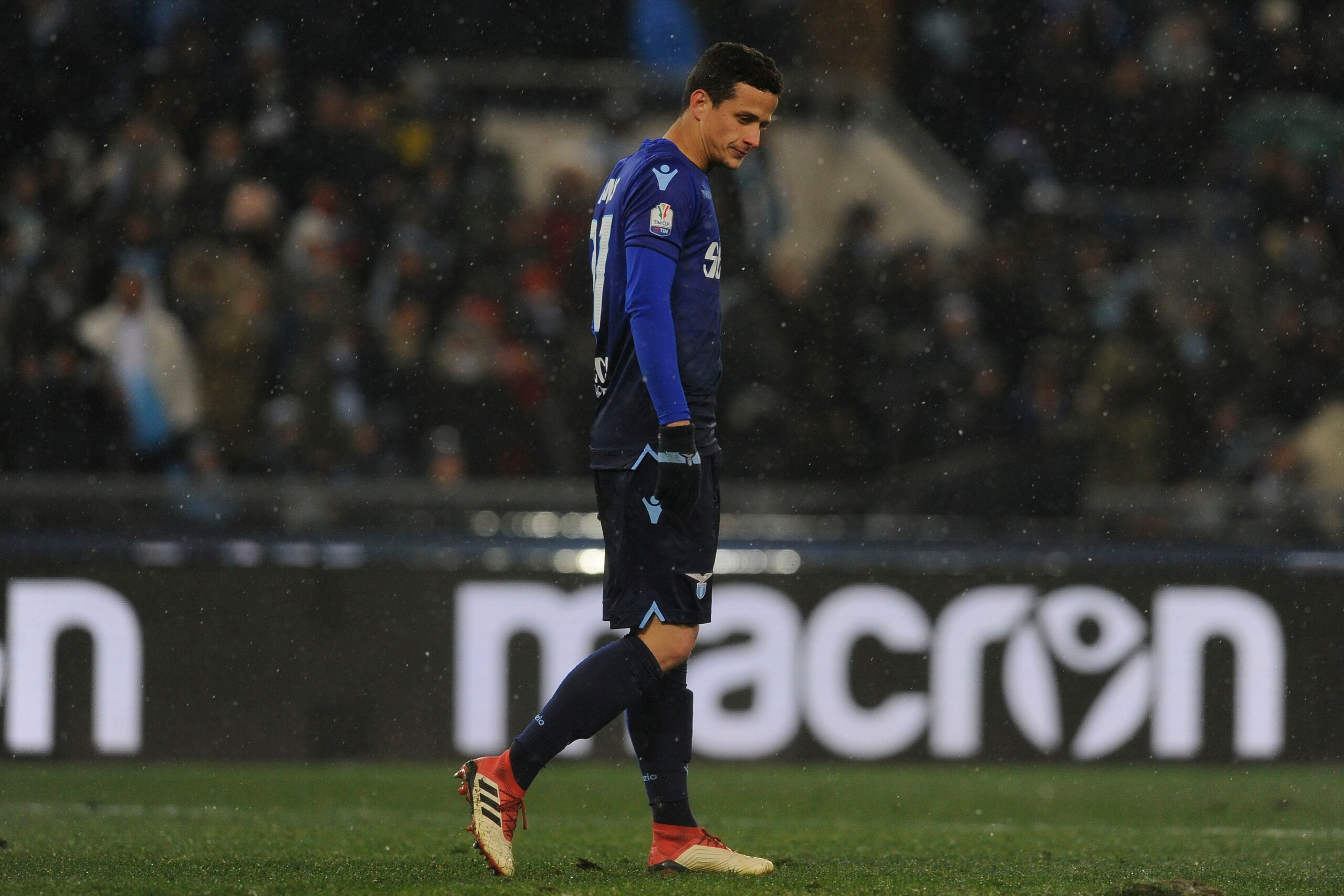 ROME, ROMA - FEBRUARY 28: Luiz Felipe Ramos of SS Lazio reacts after a missing a penalty during the TIM Cup match between SS Lazio and AC Milan at Olimpico Stadium on February 28, 2018 in Rome, Italy.  (Photo by Marco Rosi/Getty Images)