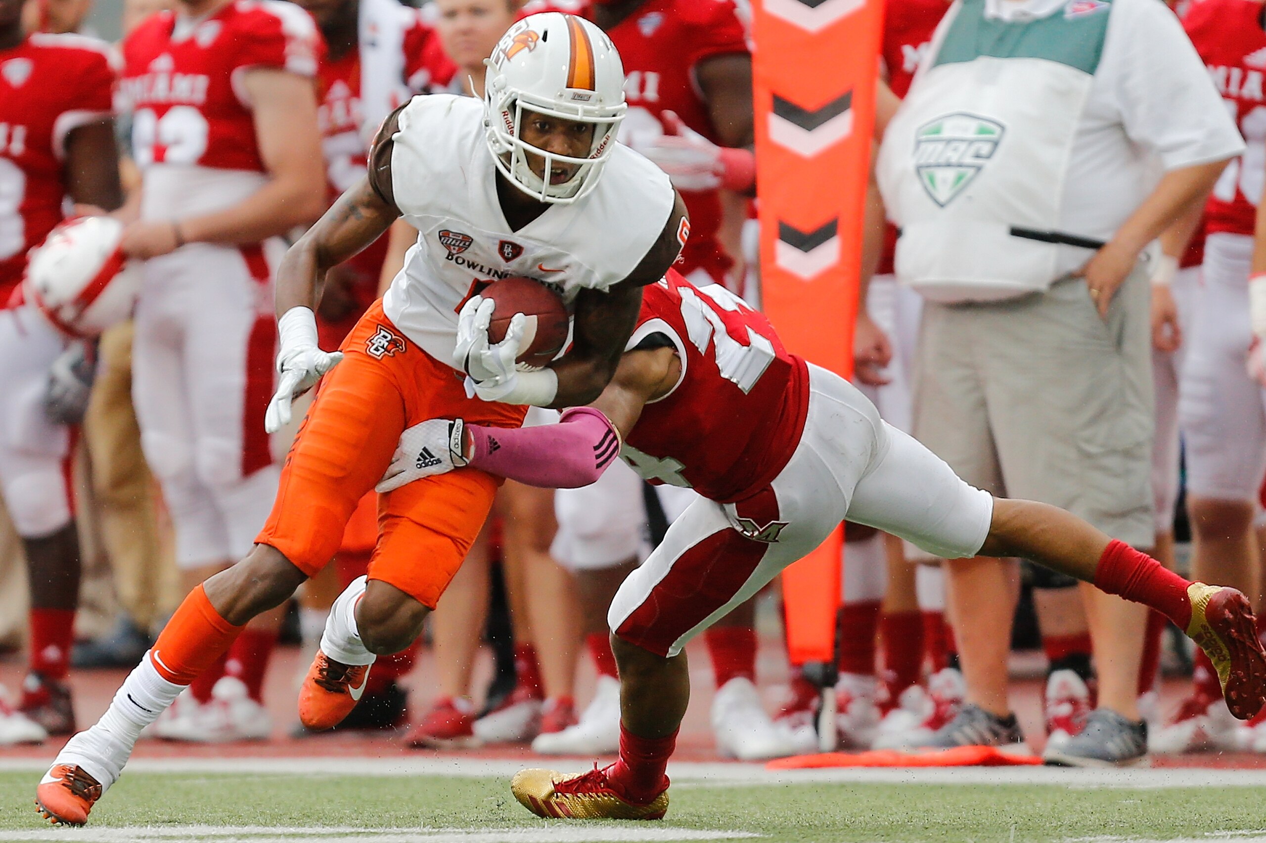 OXFORD, OH - OCTOBER 07:  Teo Redding #9 of the Bowling Green Falcons runs up field against the Miami Ohio Redhawks at Yager Stadium on October 7, 2017 in Oxford, Ohio.  (Photo by Michael Reaves/Getty Images)