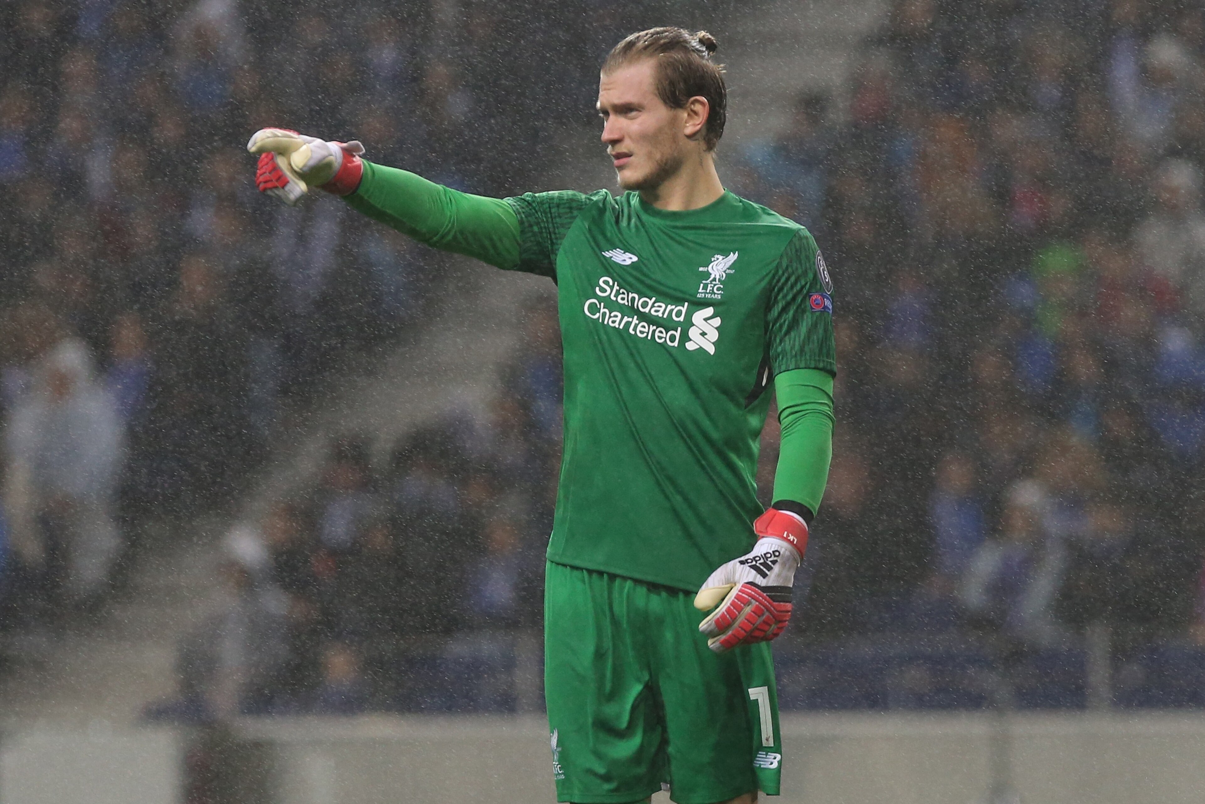 PORTO, PORTUGAL - FEBRUARY 14: Liverpool goalkeeper Loris Karius from Germany in action during the UEFA Champions League Round of 16 - First Leg match between FC Porto and Liverpool FC at Estadio do Dragao on February 14, 2017 in Porto, Portugal. (Photo PORTO, PORTUGAL - FEBRUARY 14: Liverpool goalkeeper Loris Karius from Germany in action during the UEFA Champions League Round of 16 - First Leg match between FC Porto and Liverpool FC at Estadio do Dragao on February 14, 2017 in Porto, Portugal. (Photo