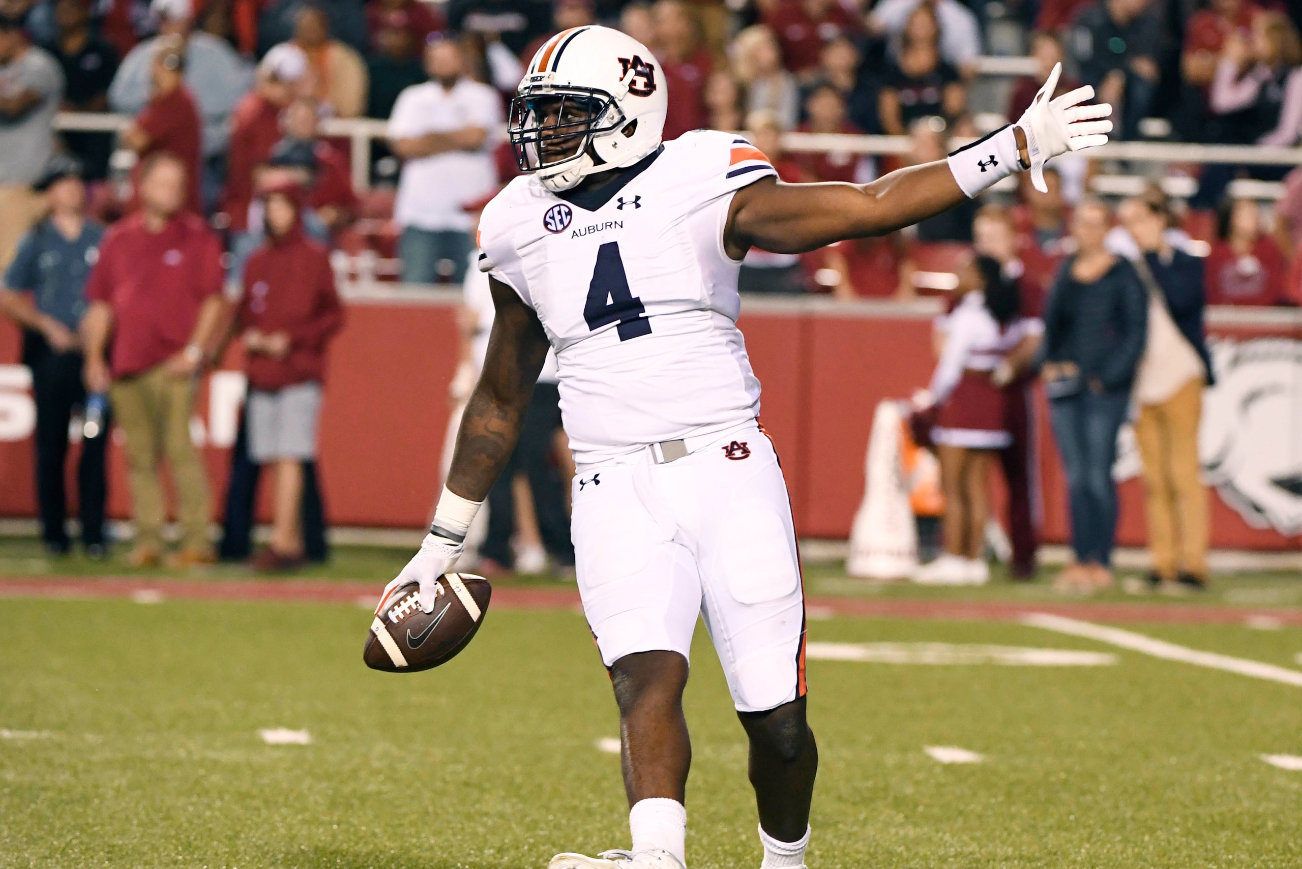 Jeff Holland continues his rise up draft boards.