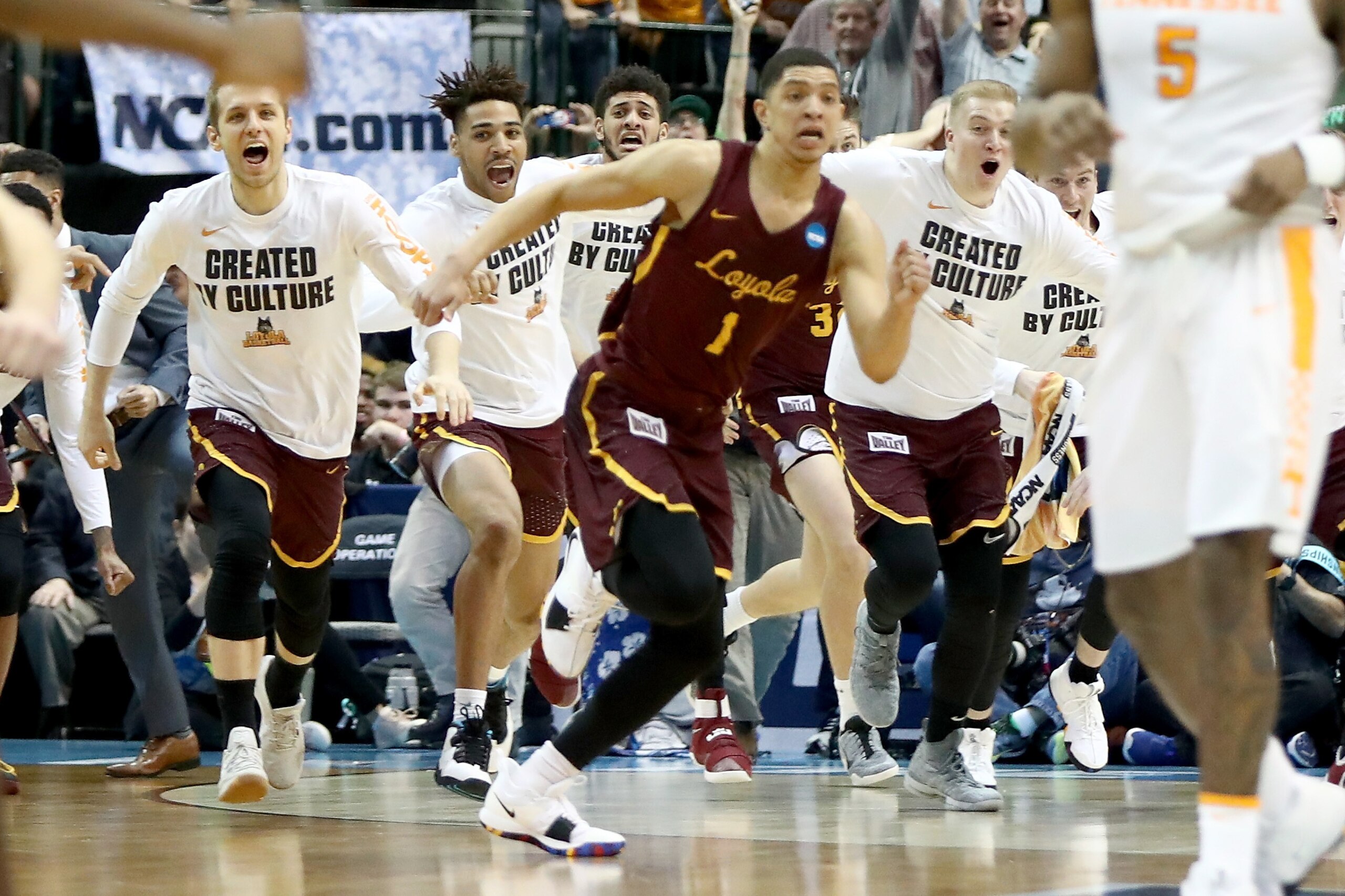 DALLAS, TX - MARCH 17:  The Loyola Ramblers celebrate after beating the Tennessee Volunteers 63-62 in the second round of the 2018 NCAA Tournament at the American Airlines Center on March 17, 2018 in Dallas, Texas. (Photo by Ronald Martinez/Getty Images)