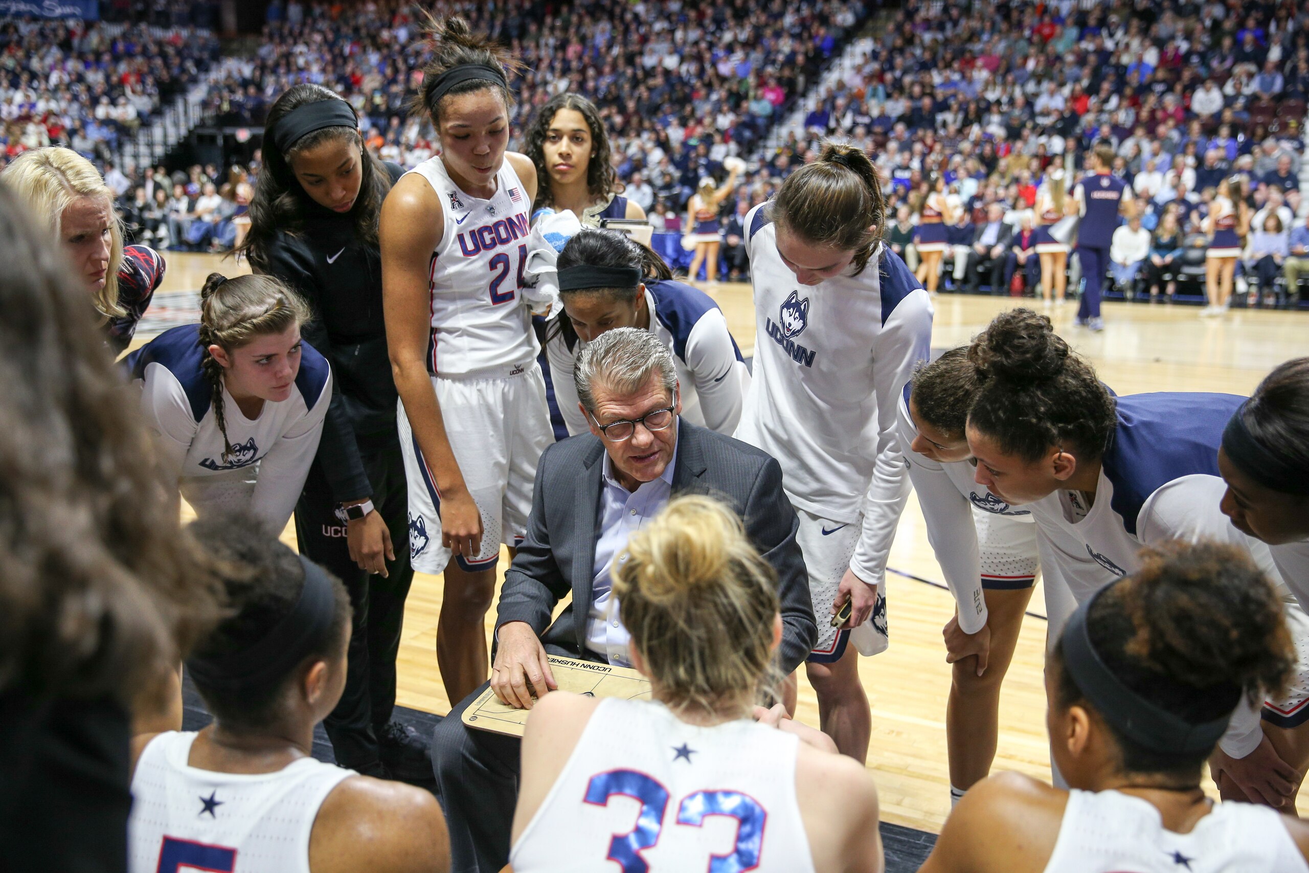UNCASVILLE, CT - DECEMBER 19: Head coach Geno Auriemma of the UConn Huskies during the game  recording his 1000th win as head coach during the Naismith Basketball Hall of Fame Holiday Showcase game between the UConn Huskies and the Oklahoma Sooners, NCAA 