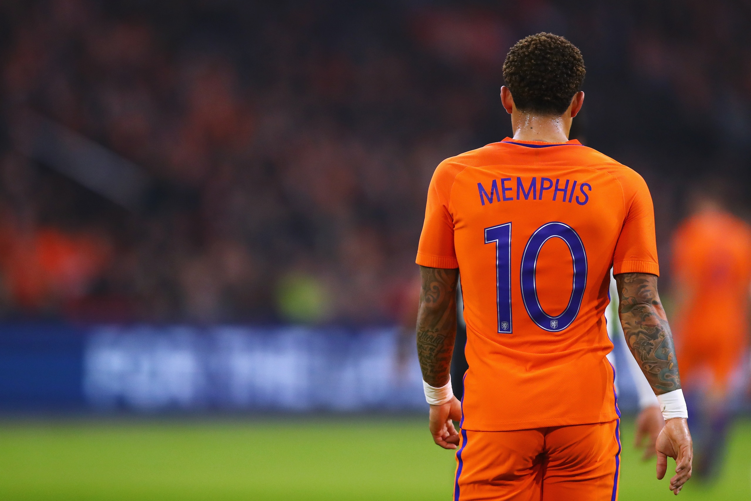 AMSTERDAM, NETHERLANDS - MARCH 23:  Memphis Depay of the Netherlands in action during the International Friendly match between Netherlands and England at Amsterdam ArenA also called the Johan Cruyff Arena on March 23, 2018 in Amsterdam, Netherlands.  (Pho