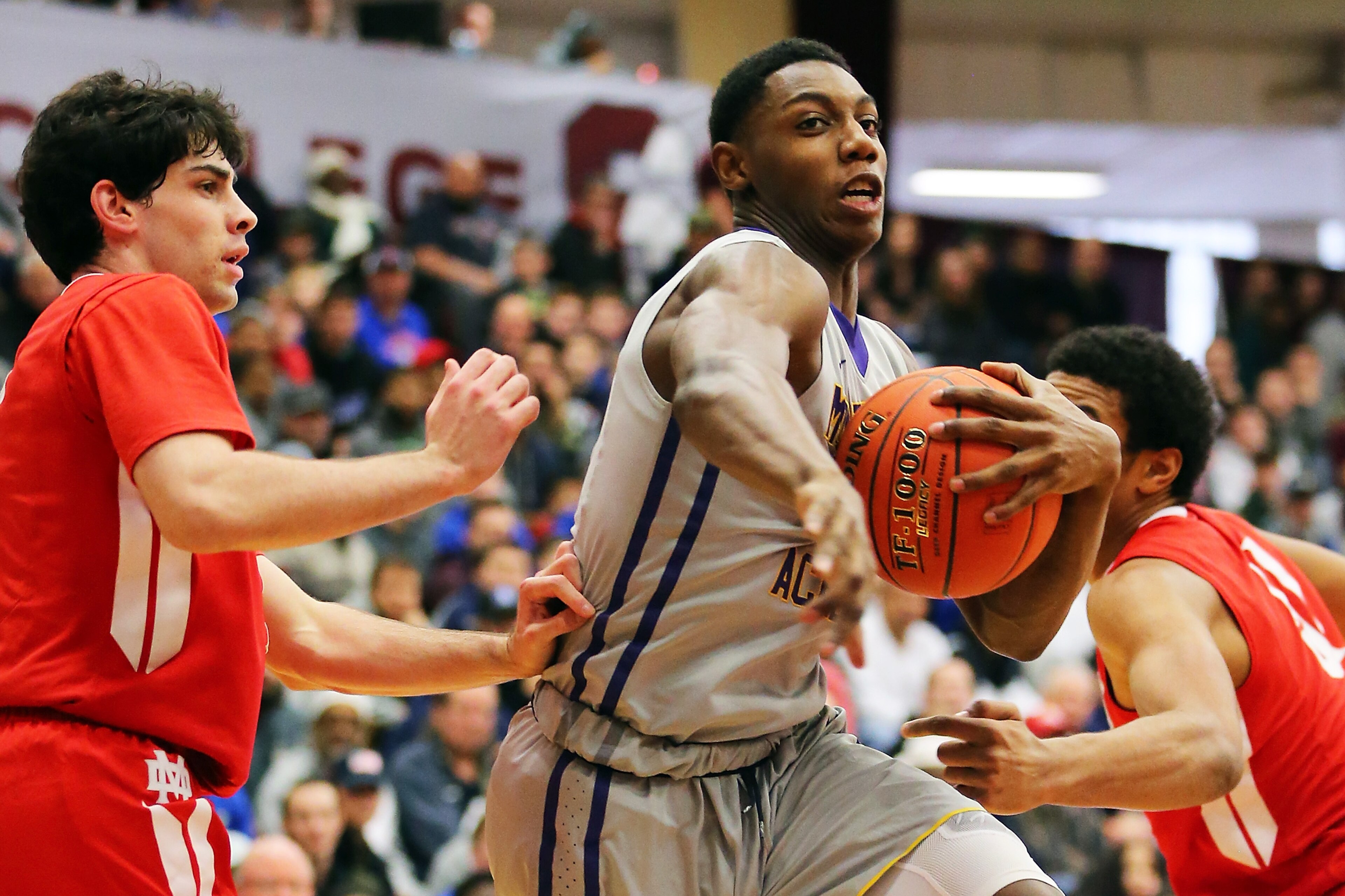SPRINGFIELD, MA - JANUARY 15:  R.J. Barrett #5 of Montverde Academy dribbles during a game against Mater Dei High School during the 2018 Spalding Hoophall Classic at Blake Arena at Springfield College on January 15, 2018 in Springfield, Massachusetts. (Ph