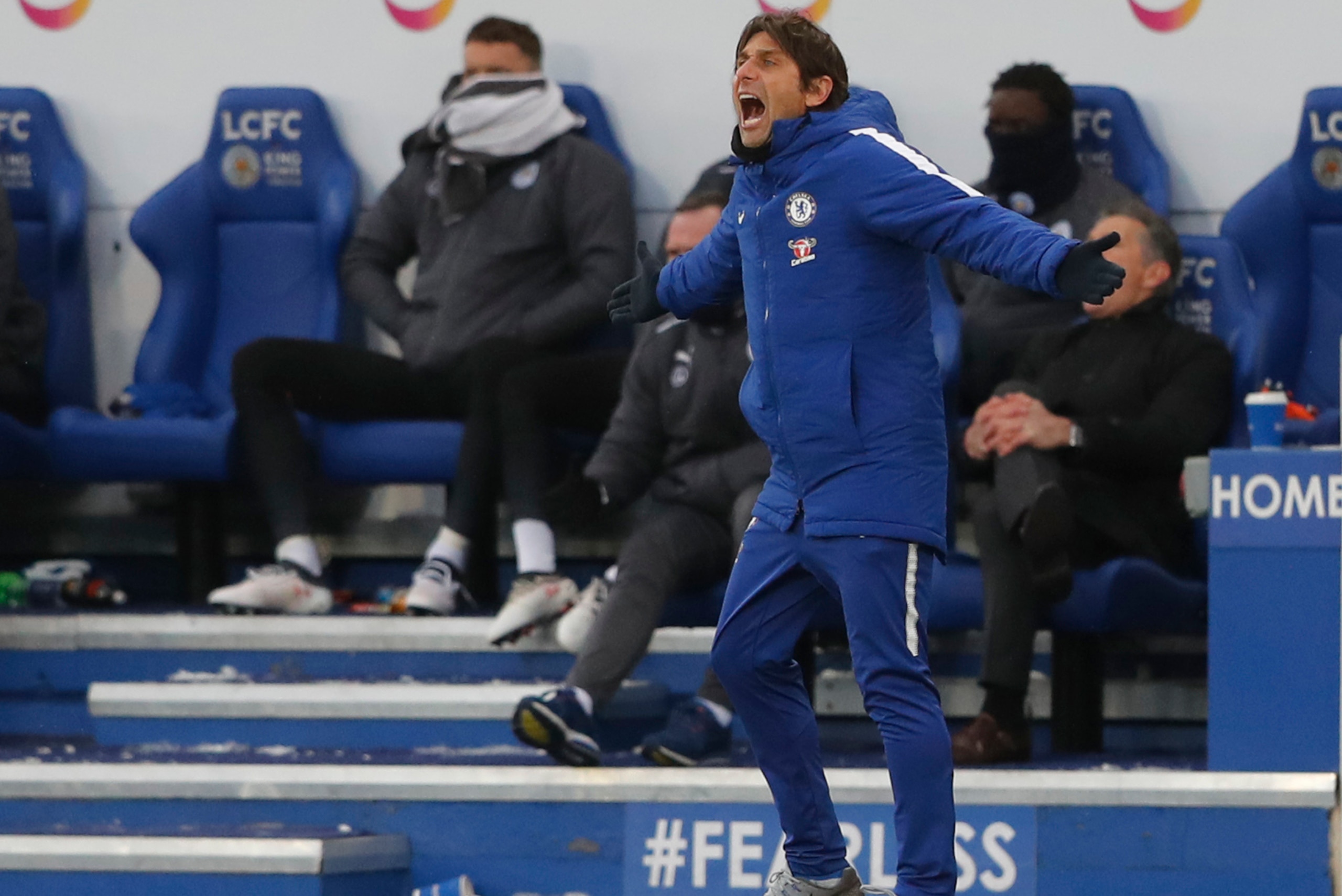 Conte is said to be unhappy about Chelsea's transfer strategy.