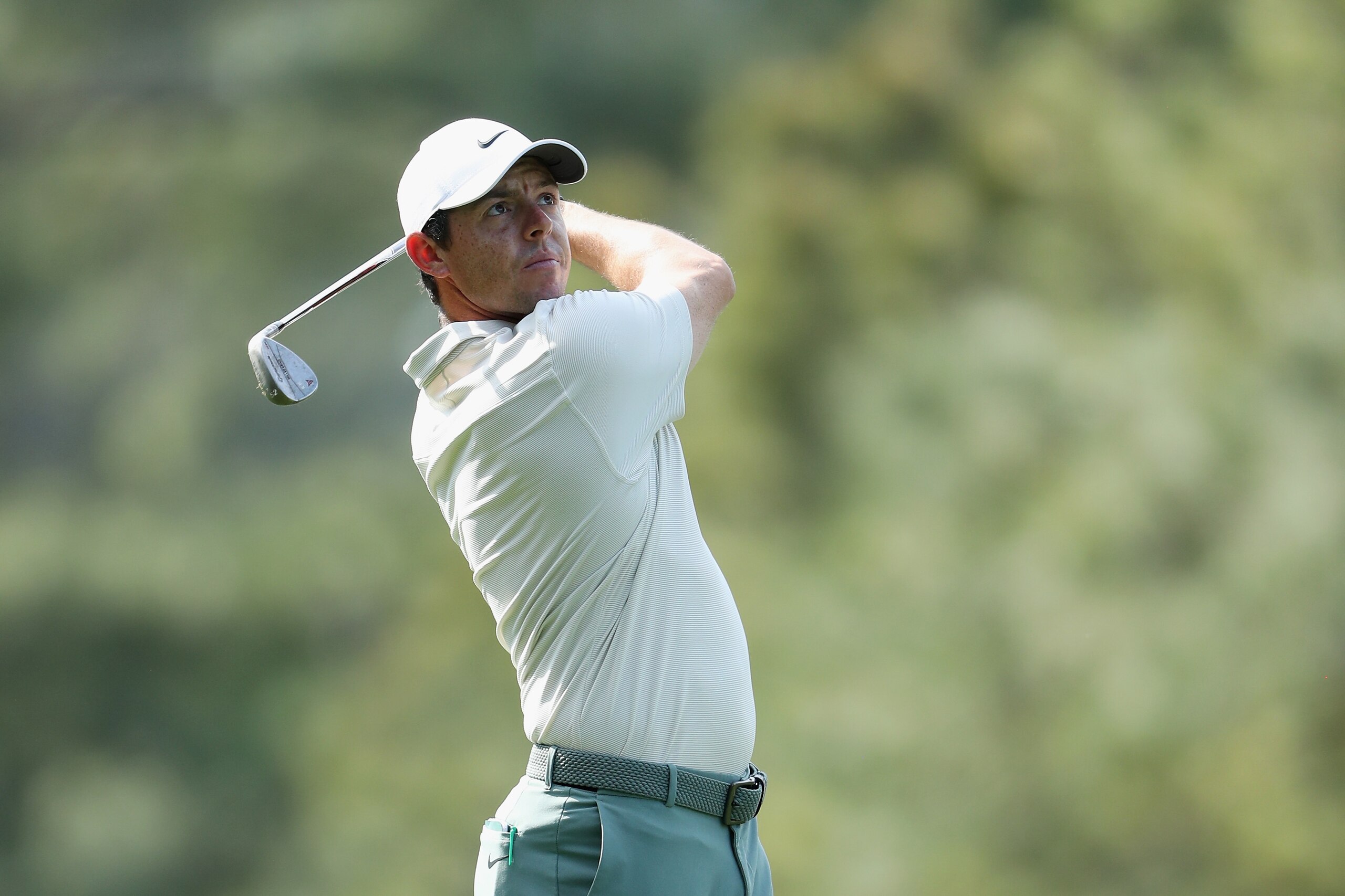 AUGUSTA, GA - APRIL 03:  Rory McIlroy of Northern Ireland plays a shot during a practice round prior to the start of the 2018 Masters Tournament at Augusta National Golf Club on April 3, 2018 in Augusta, Georgia.  (Photo by David Cannon/Getty Images)