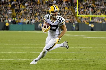 GREEN BAY, WI - SEPTEMBER 28:  Jordy Nelson #87 of the Green Bay Packers runs with the ball in the third quarter against the Chicago Bears at Lambeau Field on September 28, 2017 in Green Bay, Wisconsin. (Photo by Stacy Revere/Getty Images)