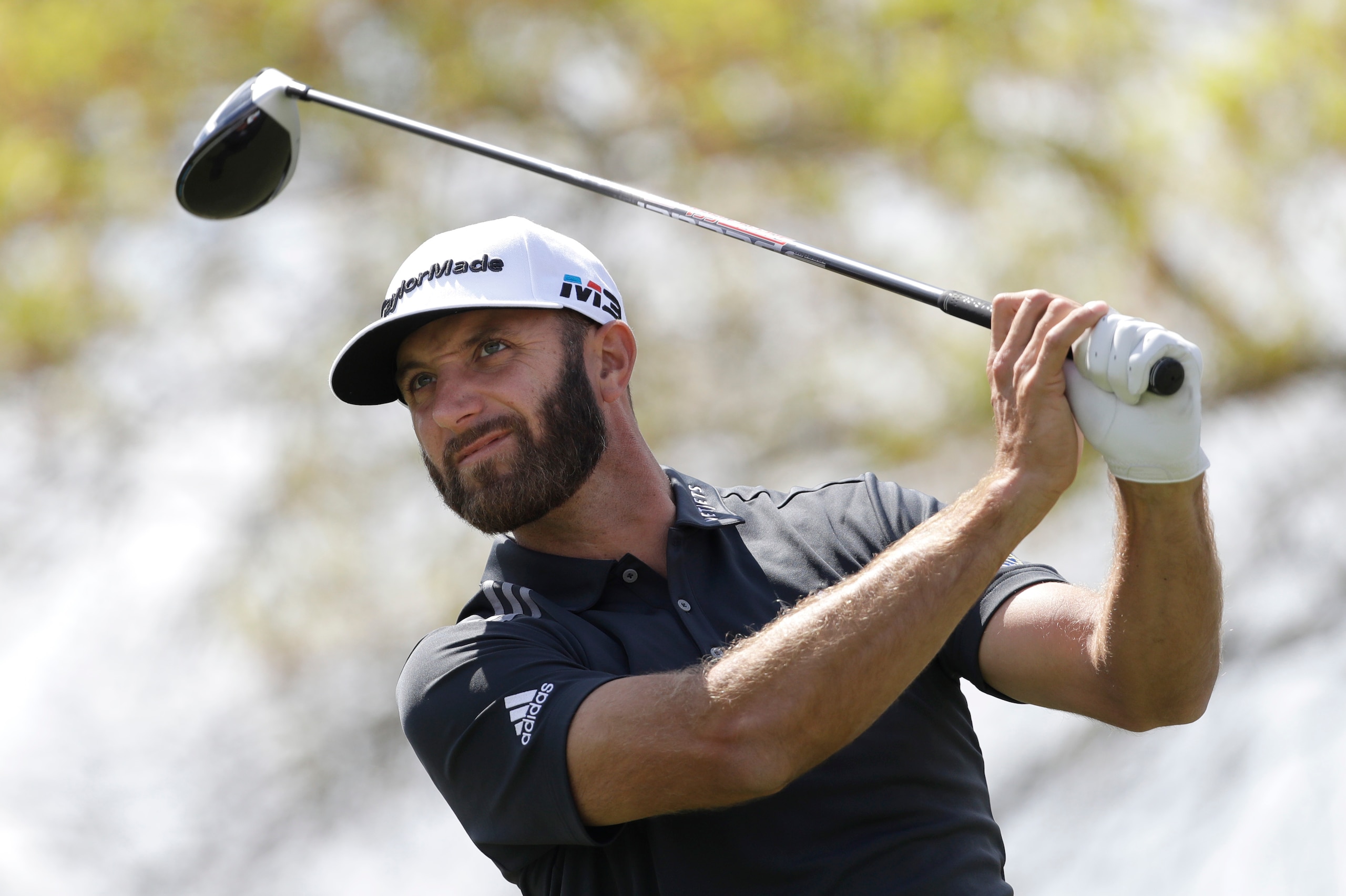 Dustin Johnson rebounded with a strong second round in the Masters.
