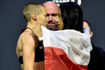 BROOKLYN, NEW YORK - APRIL 06:  (L-R) Rose Namajunas and Joanna Jedrzejczyk of Poland face off during the UFC 223 weigh-in inside Barclays Center on April 6, 2018 in Brooklyn, New York. (Photo by Jeff Bottari/Zuffa LLC/Zuffa LLC via Getty Images)