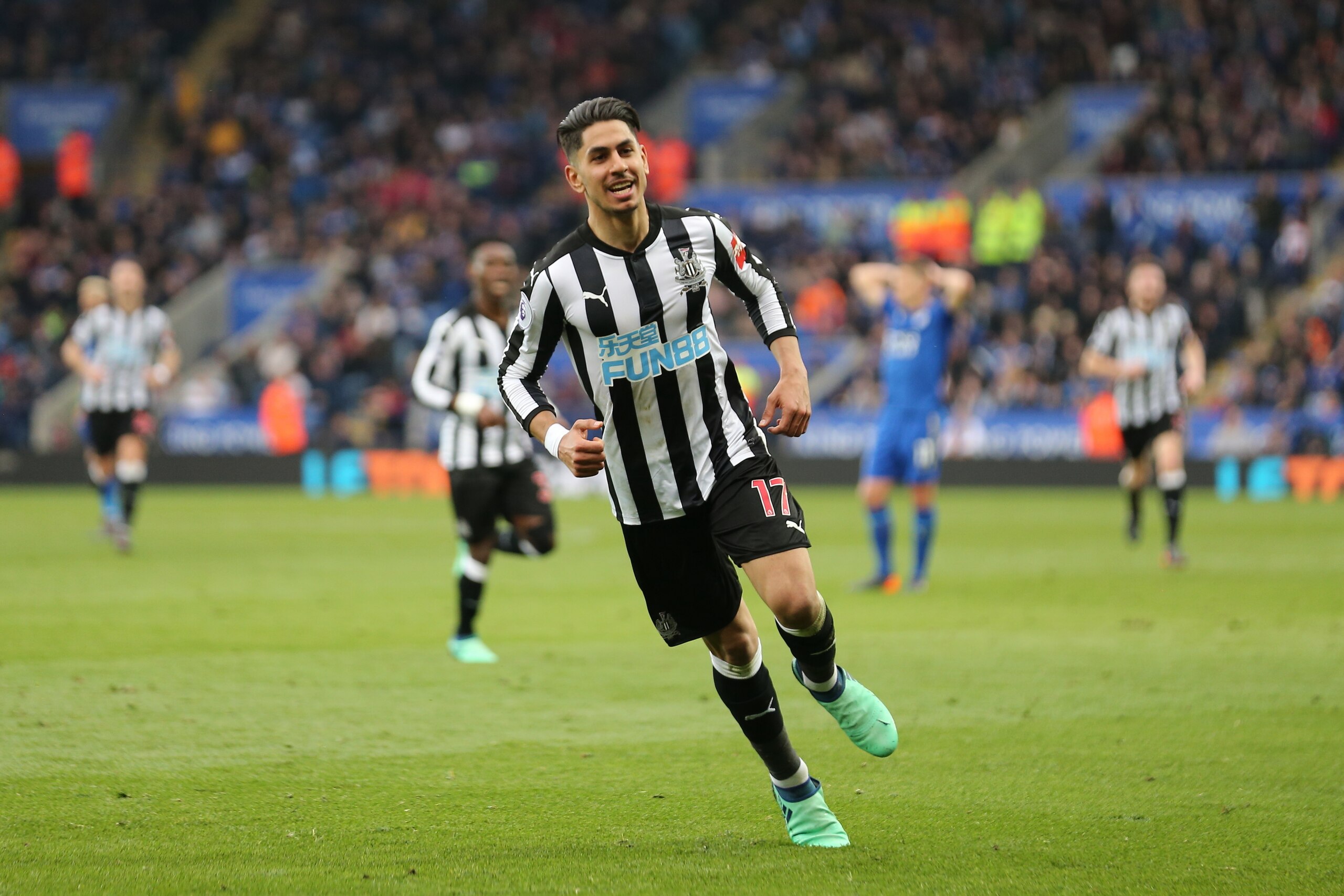 LEICESTER, ENGLAND - APRIL 07: Ayoze Perez of Newcastle United celebrates after scoring a goal to make it 2-0 during the Premier League match between Leicester City and Newcastle United at The King Power Stadium on April 7, 2018 in Leicester, England. (Ph