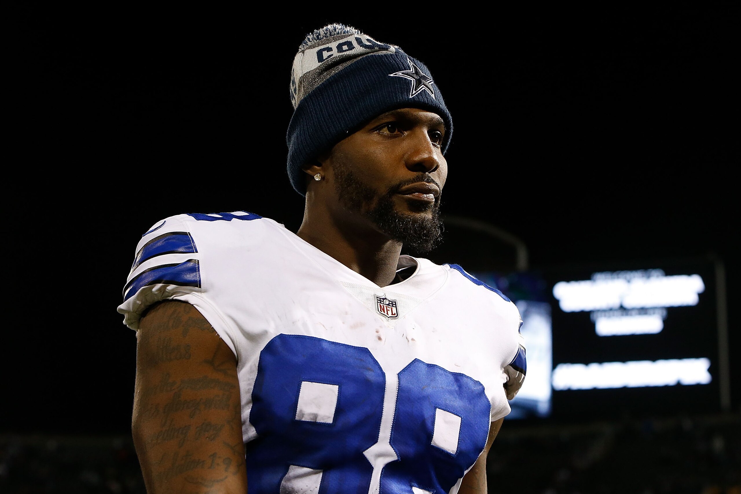 OAKLAND, CA - DECEMBER 17: Dez Bryant #88 of the Dallas Cowboys leaves the field after a win against the Oakland Raiders at Oakland-Alameda County Coliseum on December 17, 2017 in Oakland, California. (Photo by Lachlan Cunningham/Getty Images) OAKLAND, CA - DECEMBER 17: Dez Bryant #88 of the Dallas Cowboys leaves the field after a win against the Oakland Raiders at Oakland-Alameda County Coliseum on December 17, 2017 in Oakland, California. (Photo by Lachlan Cunningham/Getty Images)