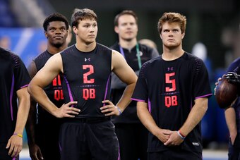 INDIANAPOLIS, IN - MARCH 03: USC quarterback Sam Darnold (right) and Wyoming quarterback Josh Allen look on during the NFL Combine at Lucas Oil Stadium on March 3, 2018 in Indianapolis, Indiana. (Photo by Joe Robbins/Getty Images)