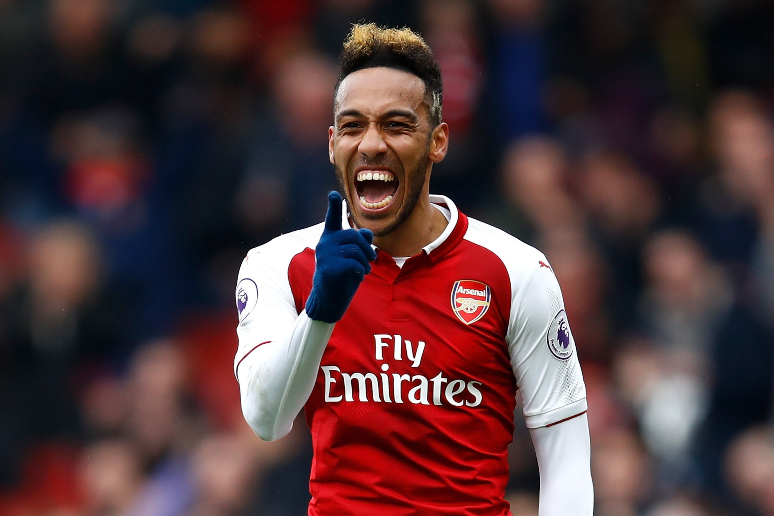 LONDON, ENGLAND - APRIL 08: Pierre-Emerick Aubameyang of Arsenal celebrates scoring the first goal during the Premier League match between Arsenal and Southampton at Emirates Stadium on April 8, 2018 in London, England. (Photo by Julian Finney/Getty Ima LONDON, ENGLAND - APRIL 08: Pierre-Emerick Aubameyang of Arsenal celebrates scoring the first goal during the Premier League match between Arsenal and Southampton at Emirates Stadium on April 8, 2018 in London, England. (Photo by Julian Finney/Getty Ima