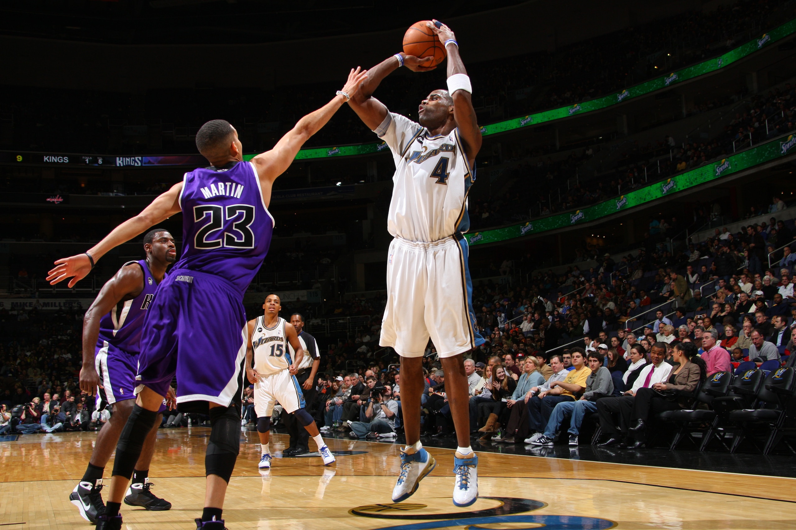 WASHINGTON - JANUARY 16: Antawn Jamison #4 of the Washington Wizards shoots against Kevin Martin #23 of the Sacramento Kings at the Verizon Center on January 16, 2010 in Washington, DC. NOTE TO USER: User expressly acknowledges and agrees that, by downloa