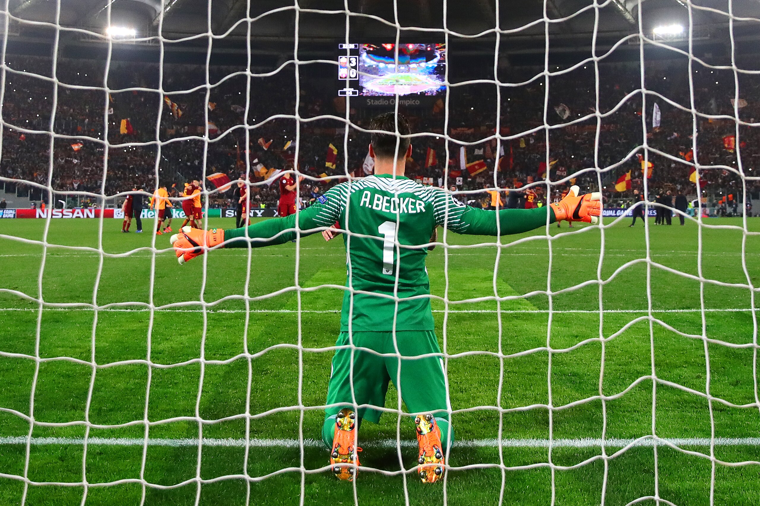 ROME, ITALY - APRIL 10: Alisson of AS Roma celebrates following the UEFA Champions League Quarter Final, second leg match between AS Roma and FC Barcelona at Stadio Olimpico on April 10, 2018 in Rome, Italy. (Photo by Chris Brunskill Ltd/Getty Images)