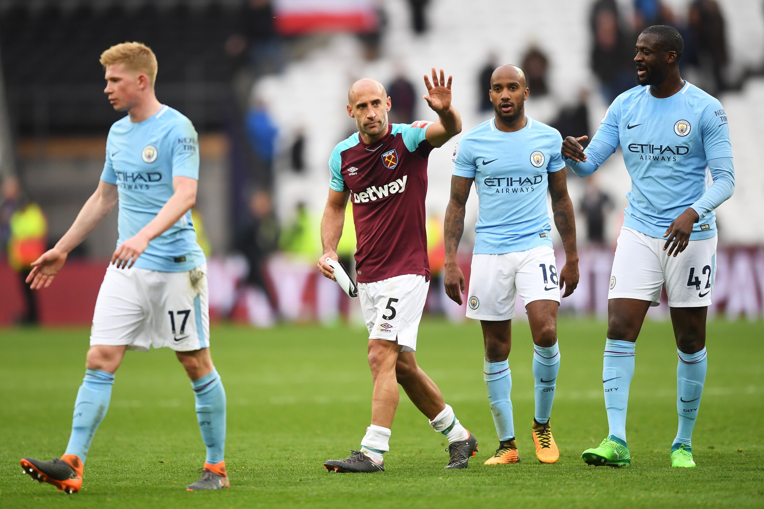 LONDON, ENGLAND - APRIL 29: Pablo Zabaleta of West Ham United shows appreciation to the fans after the Premier League match between West Ham United and Manchester City at London Stadium on April 29, 2018 in London, England. (Photo by Michael Regan/Getty LONDON, ENGLAND - APRIL 29: Pablo Zabaleta of West Ham United shows appreciation to the fans after the Premier League match between West Ham United and Manchester City at London Stadium on April 29, 2018 in London, England. (Photo by Michael Regan/Getty