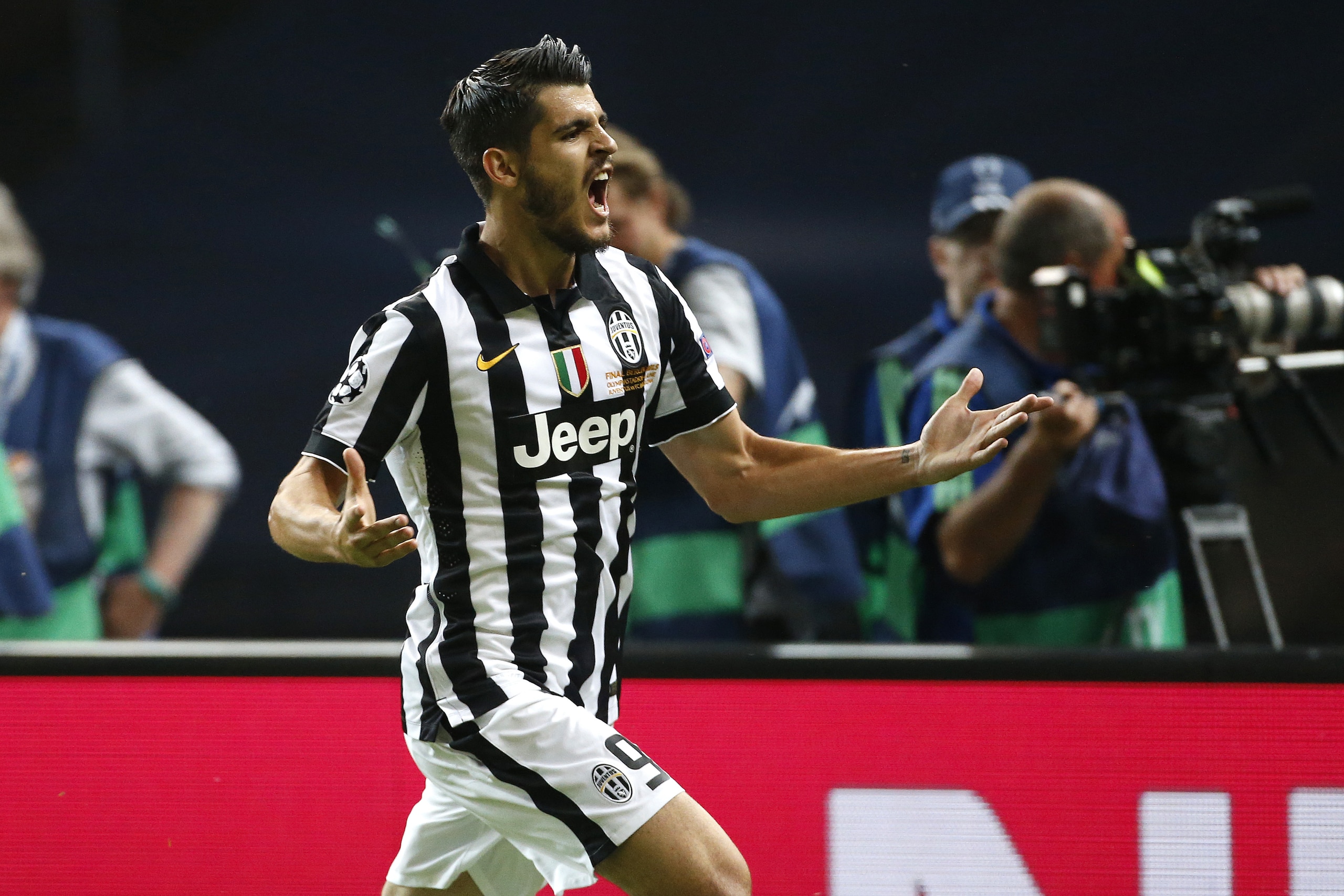 BERLIN, GERMANY - JUNE 6: Alvaro Morata of Juventus Turin celebrates his goal during the UEFA Champions League Final between Juventus Turin and FC Barcelona at Olympiastadion on June 6, 2015 in Berlin, Germany. (Photo by Jean Catuffe/Getty Images) BERLIN, GERMANY - JUNE 6: Alvaro Morata of Juventus Turin celebrates his goal during the UEFA Champions League Final between Juventus Turin and FC Barcelona at Olympiastadion on June 6, 2015 in Berlin, Germany. (Photo by Jean Catuffe/Getty Images)