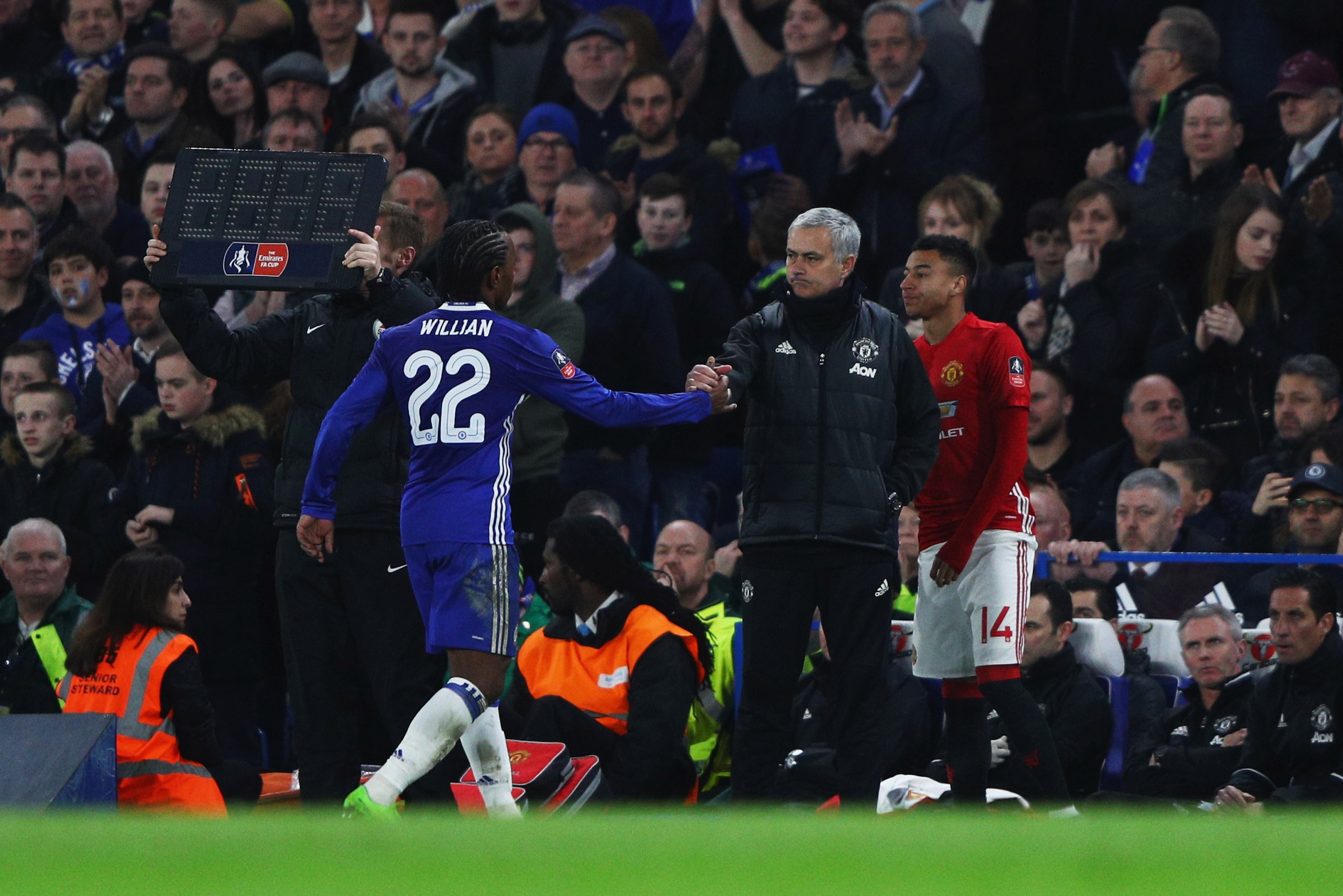 LONDON, ENGLAND - MARCH 13:  Jose Mourinho manager of Manchester United shakes hands with Willian of Chelsea as he is substituted during The Emirates FA Cup Quarter-Final match between Chelsea and Manchester United at Stamford Bridge on March 13, 2017 in 