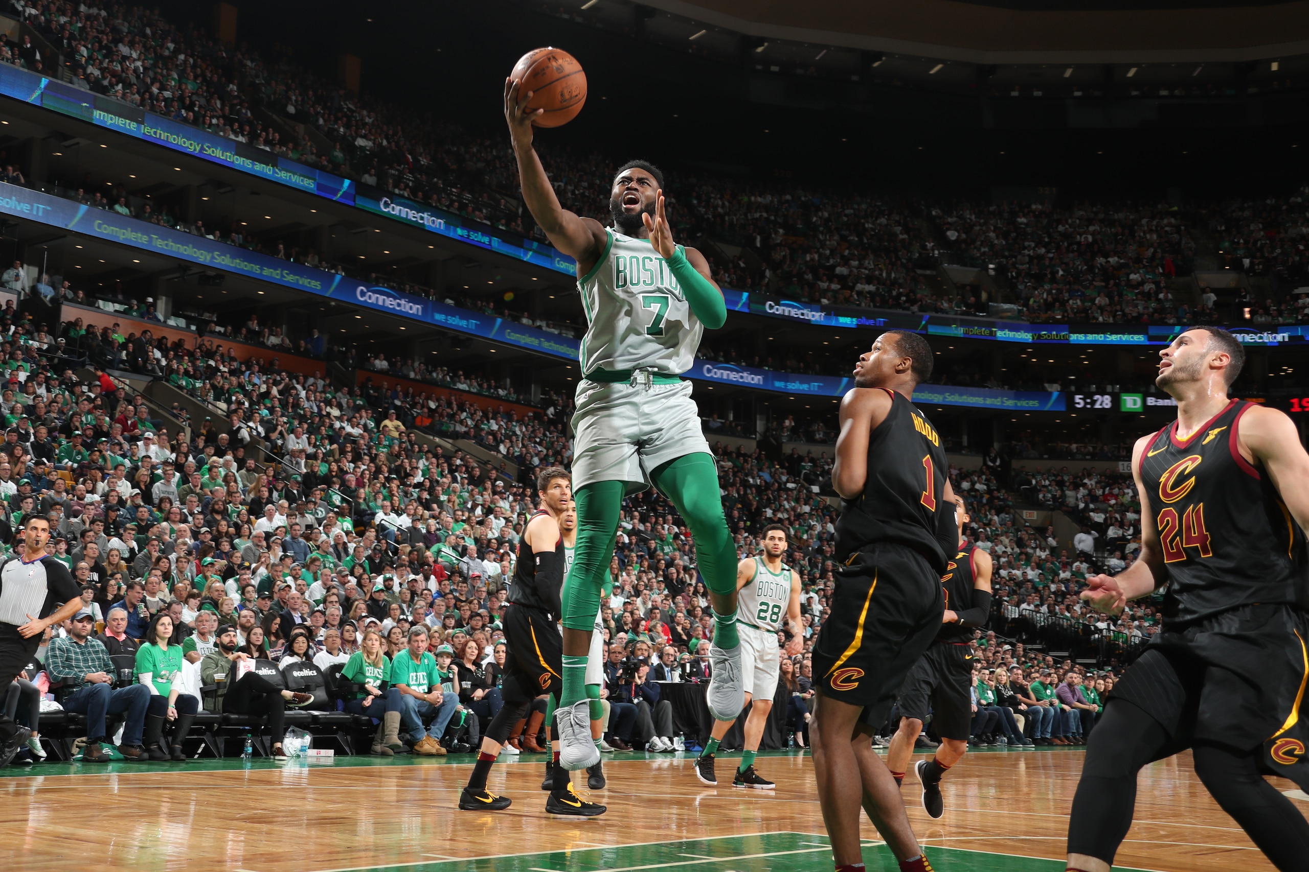 CLEVELAND, OH - FEBRUARY 11: Jaylen Brown #7 of the Boston Celtics drives to the basket during the game against the Cleveland Cavaliers on February 11, 2018 at TD Garden in Boston, Massachusetts. NOTE TO USER: User expressly acknowledges and agrees that, CLEVELAND, OH - FEBRUARY 11: Jaylen Brown #7 of the Boston Celtics drives to the basket during the game against the Cleveland Cavaliers on February 11, 2018 at TD Garden in Boston, Massachusetts. NOTE TO USER: User expressly acknowledges and agrees that,