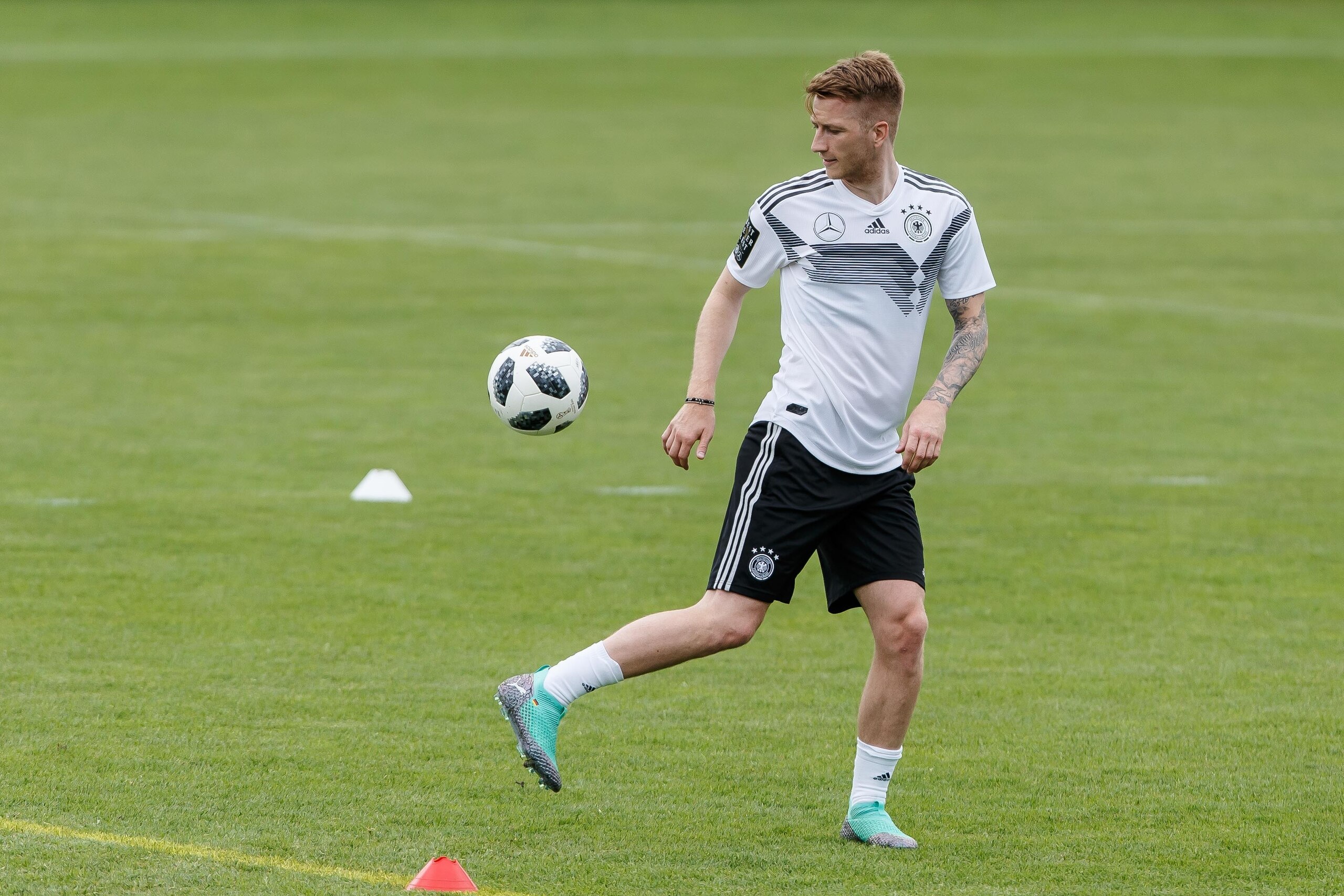 BOLZANO, ITALY - MAY 24: Marco Reus of Germany controls the ball during the Southern Tyrol Training Camp day two on May 24, 2018 in Bolzano, Italy. (Photo by TF-Images/Getty Images)