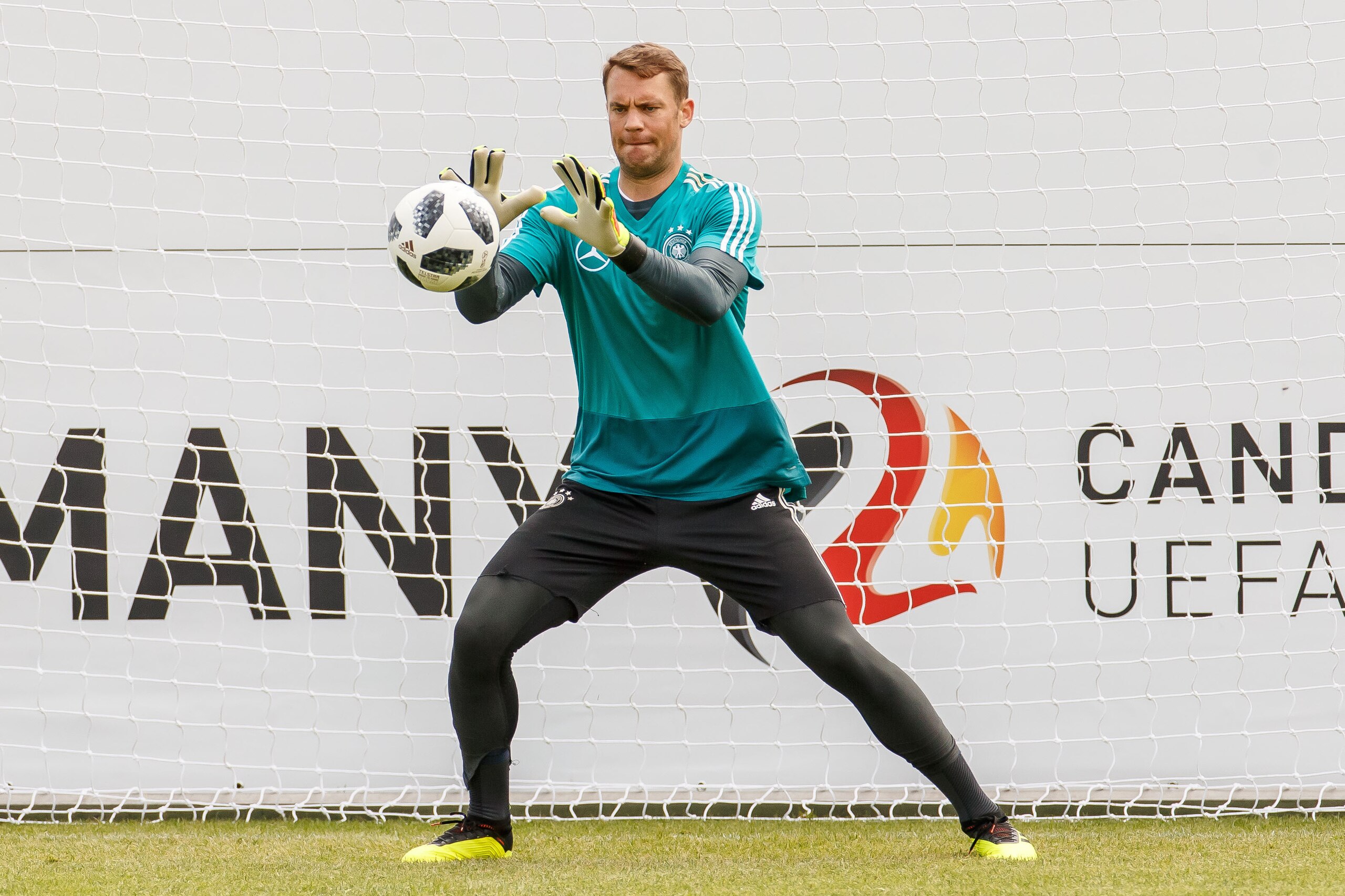 BOLZANO, ITALY - MAY 29: Goalkeeper Manuel Neuer of Germany controls the ball during day seven of the Southern Tyrol Training Camp on May 29, 2018 in Eppan, Italy. (Photo by TF-Images/Getty Images)
