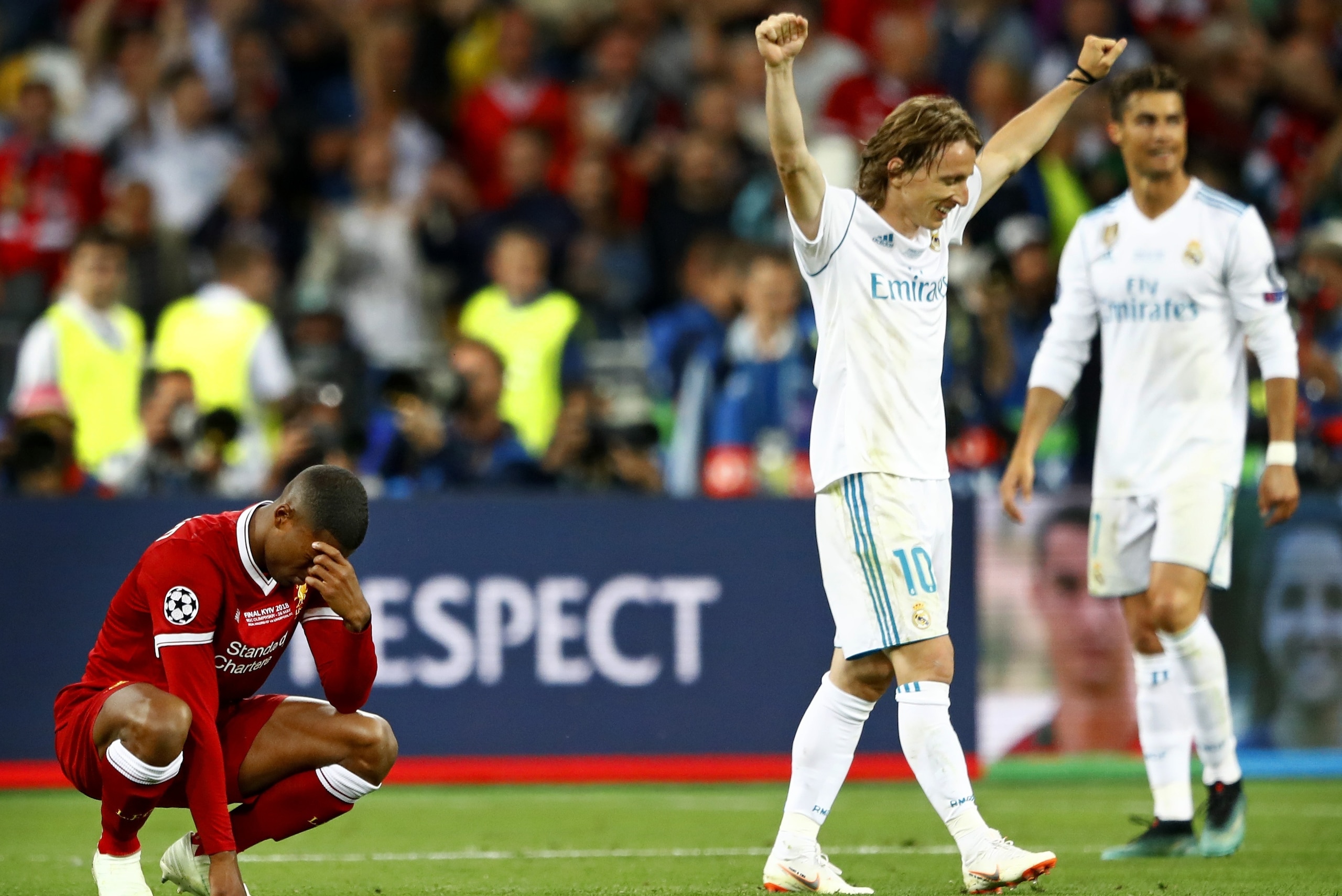 (L-R) Giorginio Wijnaldum of Liverpool FC, Luca Modric of Real Madrid CF,Cristiano Ronaldo of Real Madrid CF during the UEFA Champions League final between Real Madrid and Liverpool on May 26, 2018 at NSC Olimpiyskiy Stadium in Kyiv, Ukraine(Photo by VI I (L-R) Giorginio Wijnaldum of Liverpool FC, Luca Modric of Real Madrid CF,Cristiano Ronaldo of Real Madrid CF during the UEFA Champions League final between Real Madrid and Liverpool on May 26, 2018 at NSC Olimpiyskiy Stadium in Kyiv, Ukraine(Photo by VI I