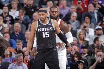 SACRAMENTO, CA - DECEMBER 27: Vince Carter #15 of the Sacramento Kings faces off against LeBron James #23 of the Cleveland Cavaliers on December 27, 2017 at Golden 1 Center in Sacramento, California. NOTE TO USER: User expressly acknowledges and agrees th