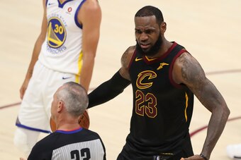 Despite an heroic performance by James, the Cavaliers were overwhelmed in the NBA Finals.