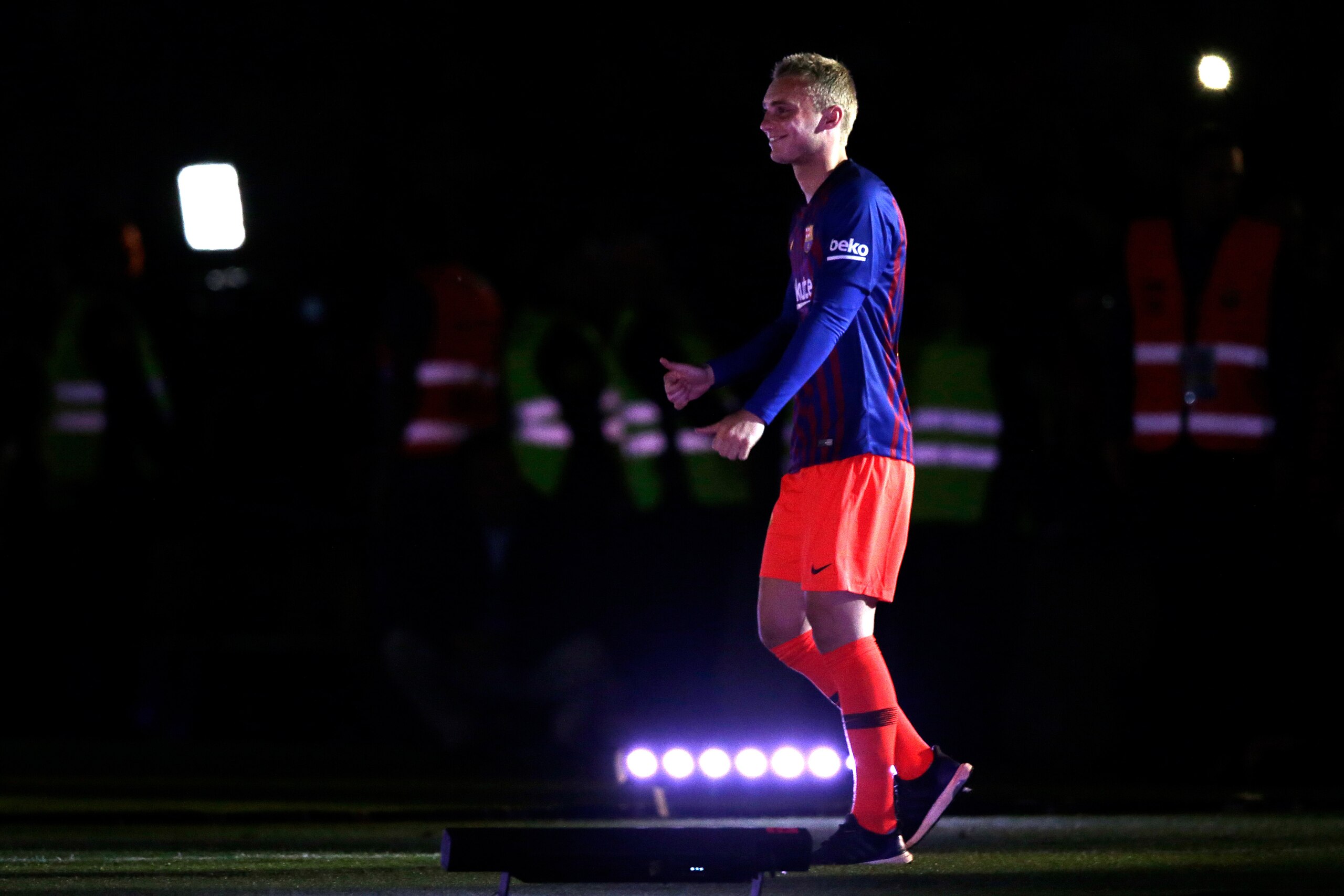 BARCELONA, SPAIN - MAY 20: Jasper Cillessen of FC Barcelona  during the La Liga Santander  match between FC Barcelona v Real Sociedad at the Camp Nou on May 20, 2018 in Barcelona Spain (Photo by Jeroen Meuwsen/Soccrates/Getty Images)