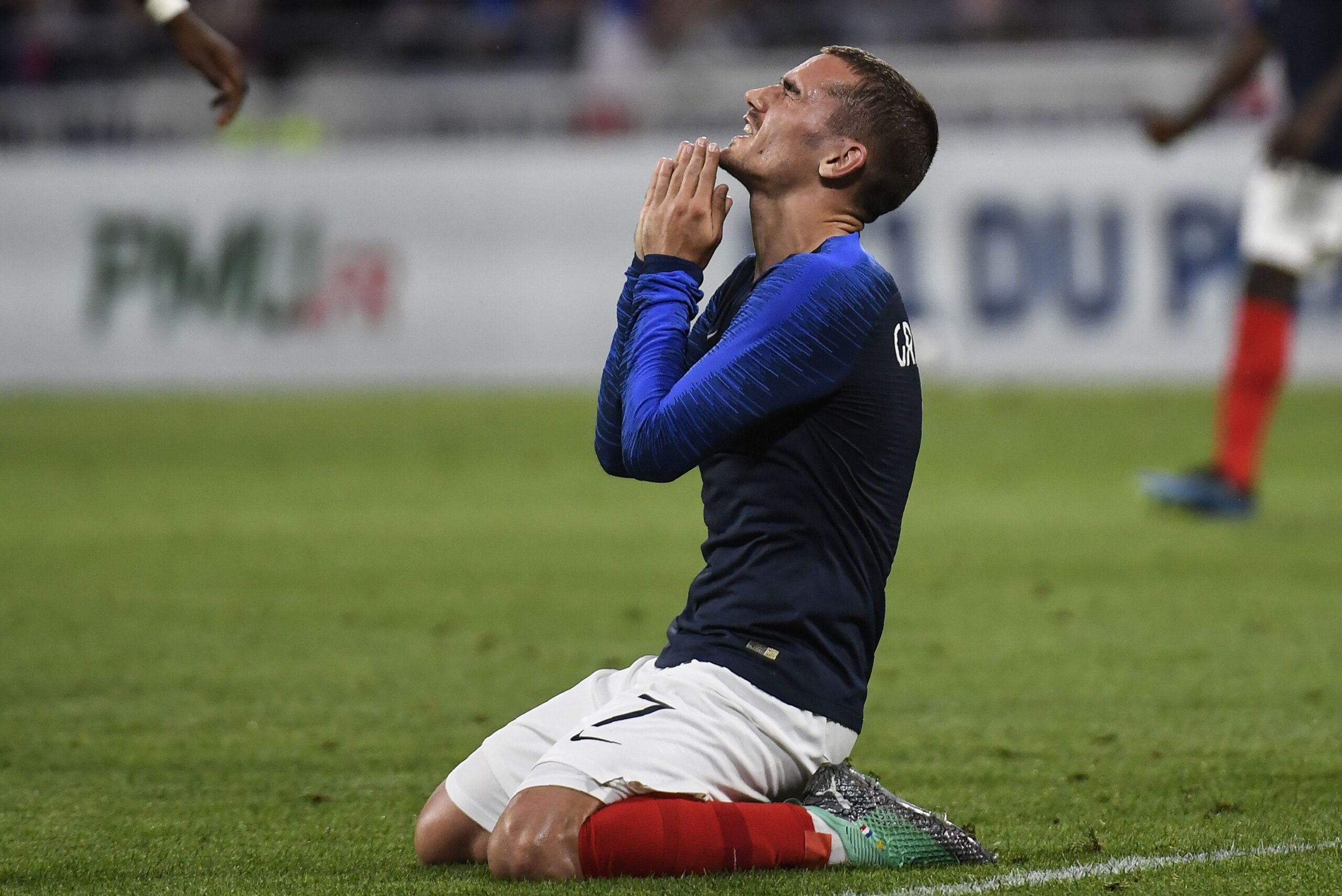 France's forward Antoine Griezmann reacts after missing a goal opportunity during the friendly football match between France and USA on June 9 , 2018, at the Groupama Stadium in Decines-Charpieu near Lyon, central-eastern France. (Photo by PHILIPPE DESMAZ