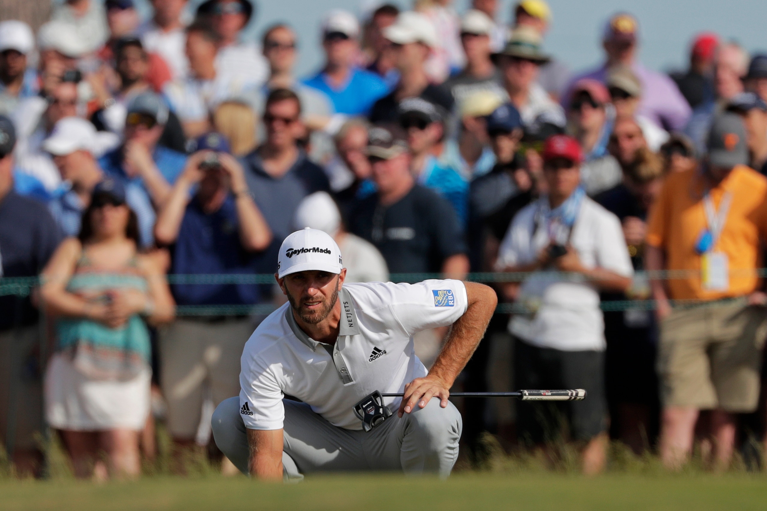 Dustin Johnson's putting failed him in the final two rounds at Shinnecock Hills.
