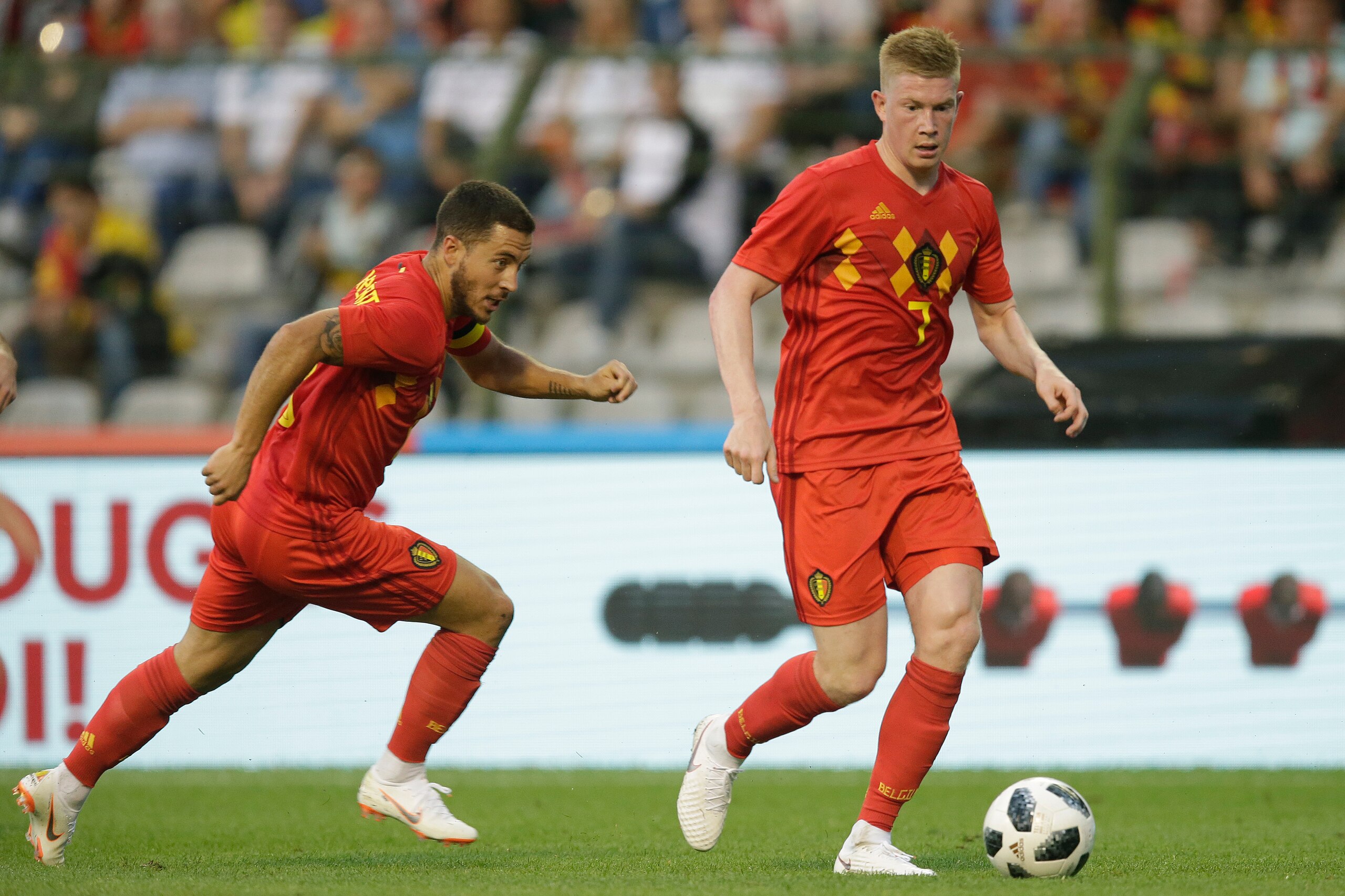 BRUSSEL, BELGIUM - JUNE 2: (L-R) Eden Hazard of Belgium , Kevin de Bruyne of Belgium during the International Friendly match between Belgium v Portugal at the Koning Boudewijnstadion on June 2, 2018 in Brussel Belgium (Photo by Peter Lous/Soccrates/Ge BRUSSEL, BELGIUM - JUNE 2: (L-R) Eden Hazard of Belgium , Kevin de Bruyne of Belgium during the International Friendly match between Belgium v Portugal at the Koning Boudewijnstadion on June 2, 2018 in Brussel Belgium (Photo by Peter Lous/Soccrates/Ge