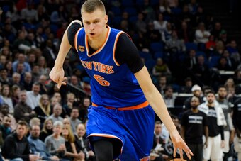 MINNEAPOLIS, MN - NOVEMBER 30: Kristaps Porzingis #6 of the New York Knicks dribbles the ball against the Minnesota Timberwolves during the game on November 30, 2016 at Target Center in Minneapolis, Minnesota. NOTE TO USER: User expressly acknowledges and
