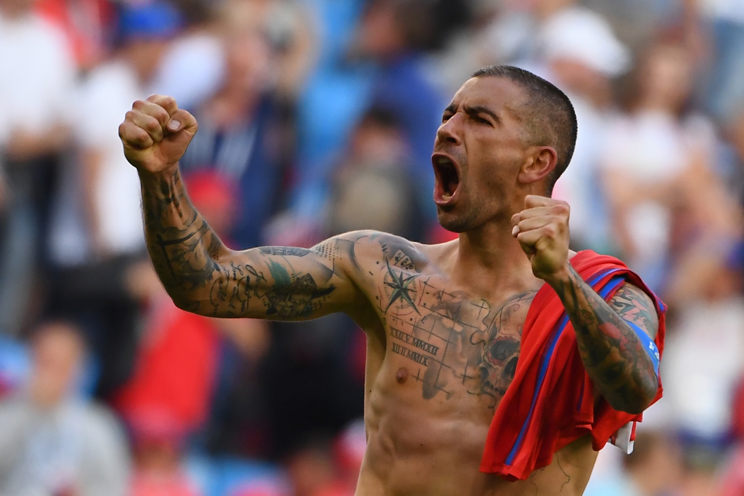 TOPSHOT - Serbia's defender Aleksandar Kolarov celebrates his team's victory in the Russia 2018 World Cup Group E football match between Costa Rica and Serbia at the Samara Arena in Samara on June 17, 2018. - Kolarov's brilliant second-half free-kick gave