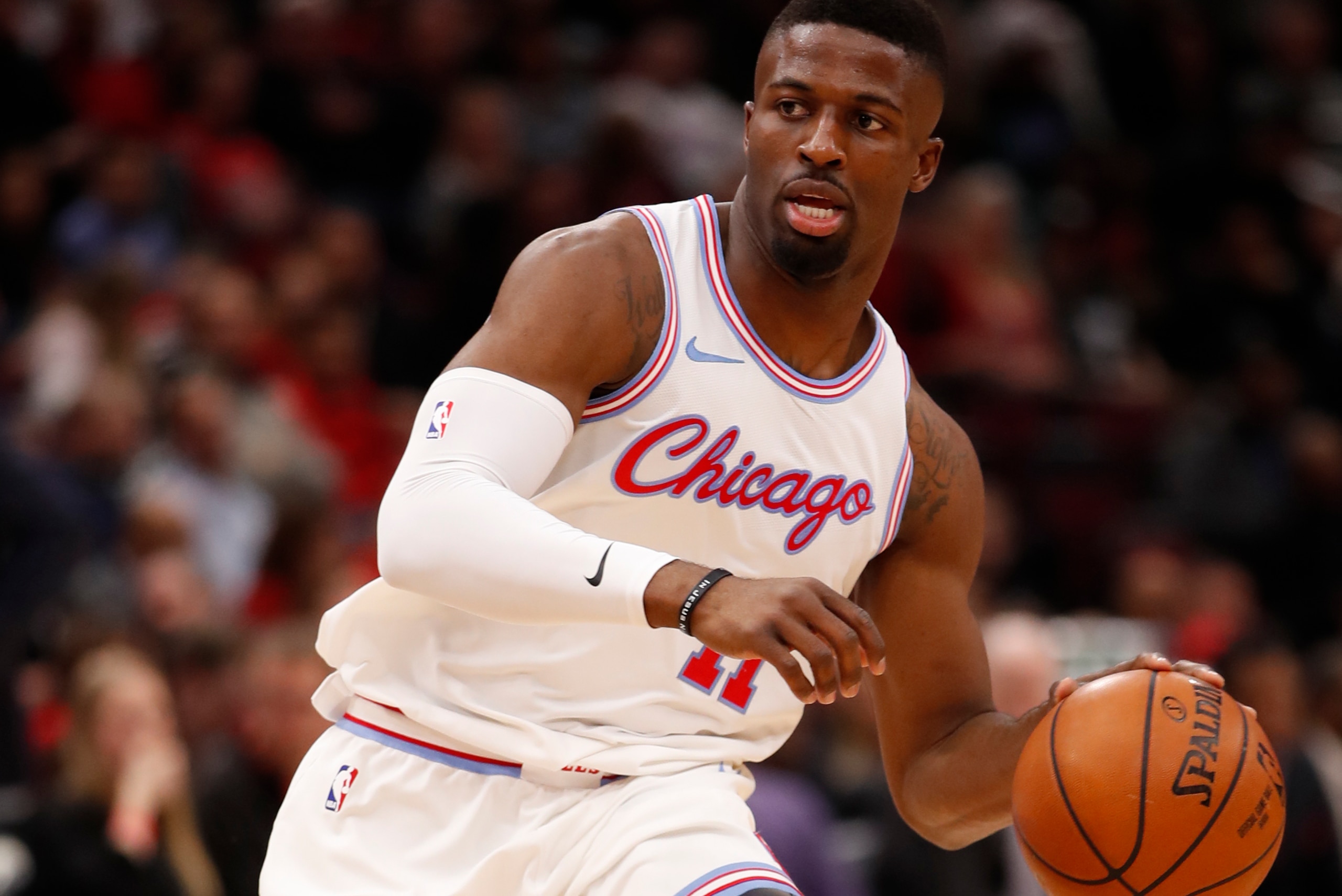 David Nwaba has received a qualifying offer from the Bulls.
