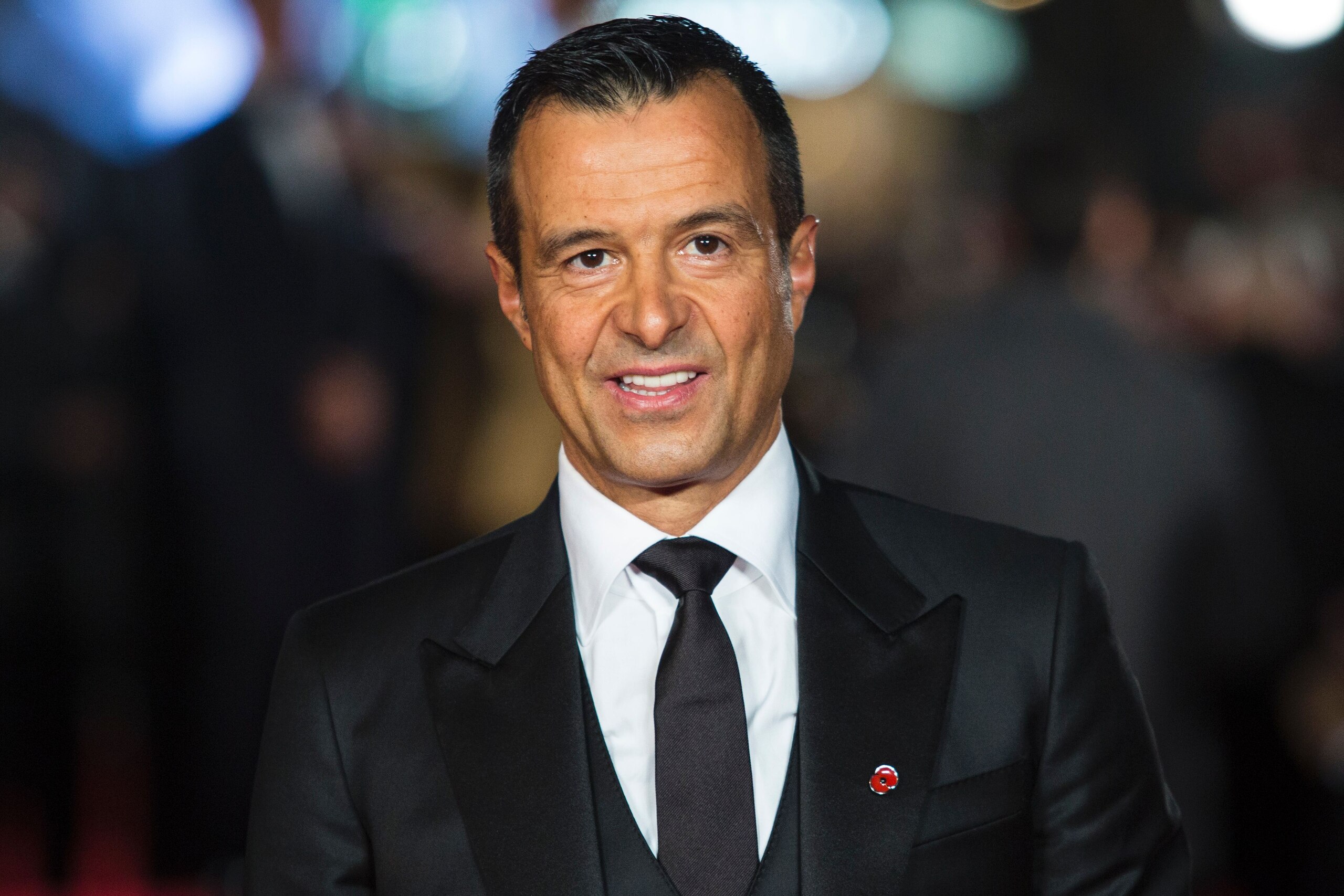 Portuguese football agent Jorge Mendes poses on arrival for the world premiere of the film Ronaldo in central London on November 9, 2015.
 / AFP / JACK TAYLOR        (Photo credit should read JACK TAYLOR/AFP/Getty Images)