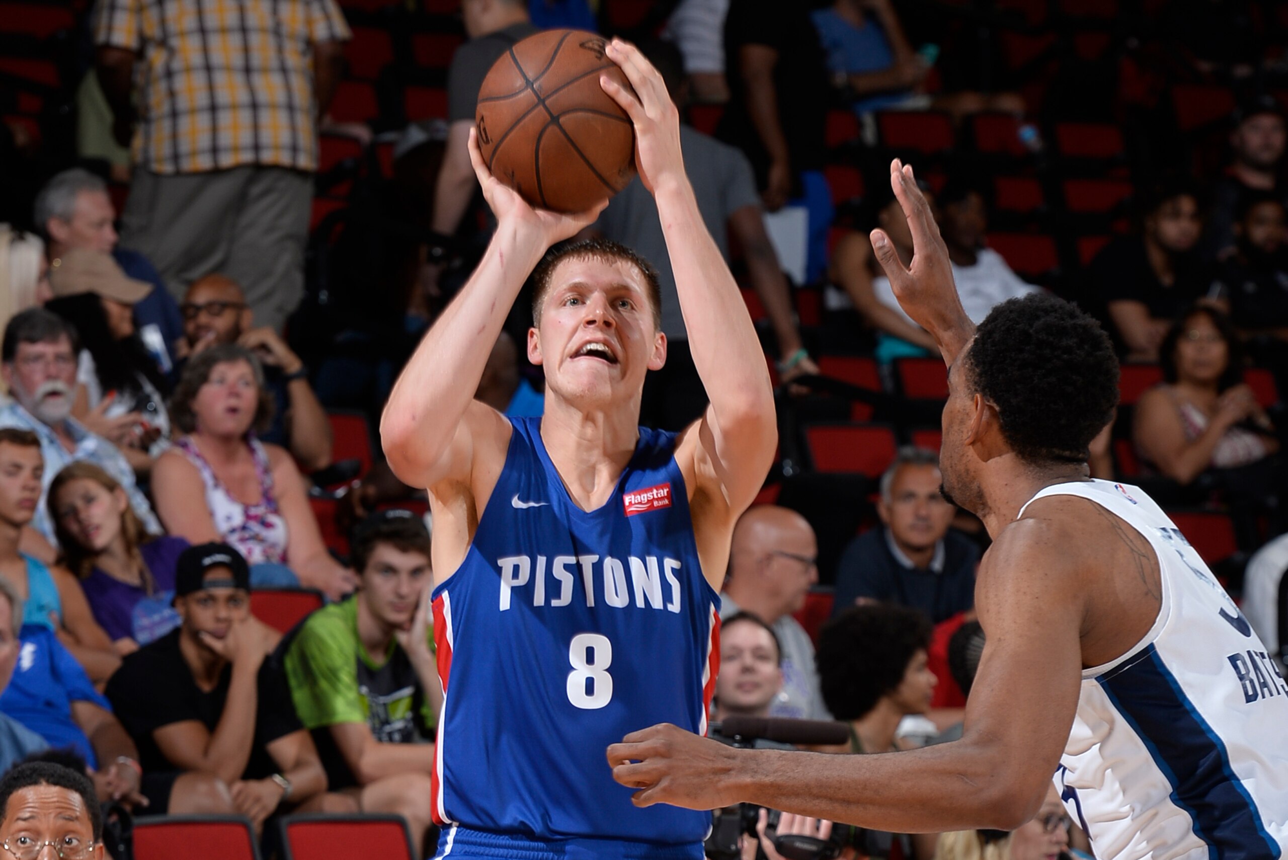 LAS VEGAS, NV - JULY 11: Henry Ellenson #8 of the Detroit Pistons shoots the ball against the Minnesota Timberwolves during the 2018 Las Vegas Summer League on July 11, 2018 at the Cox Pavilion in Las Vegas, Nevada. NOTE TO USER: User expressly acknowledg