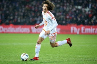 PARIS, FRANCE - DECEMBER 21: Matteo Guendouzi of Lorient in action during the French Ligue 1 match between Paris Saint-Germain (PSG) and FC Lorient at Parc des Princes stadium on December 21, 2016 in Paris, France. (Photo by Jean Catuffe/Getty Images)