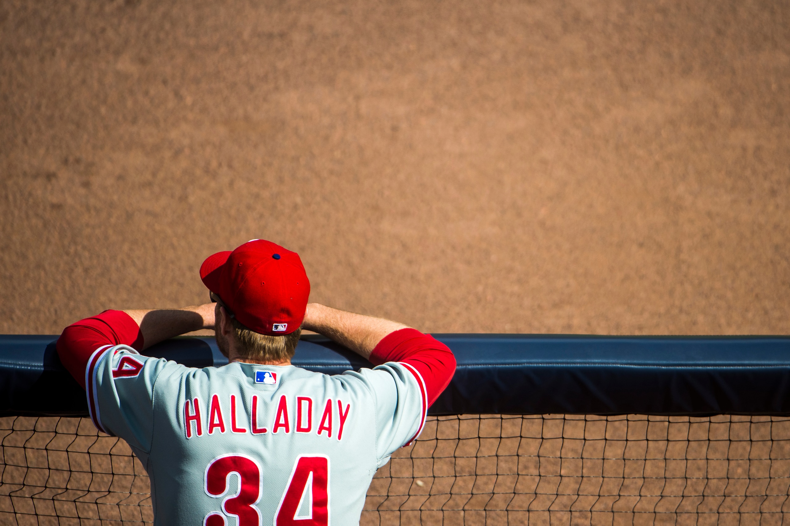 ATLANTA, GA - SEPTEMBER 29: Roy Halladay #34 of the Philadelphia Phillies in the dugout during the game against the Atlanta Braves at Turner Field on September 29, 2013. The Braves won 12-5. (Photo by Pouya Dianat/Atlanta Braves/Getty Images)