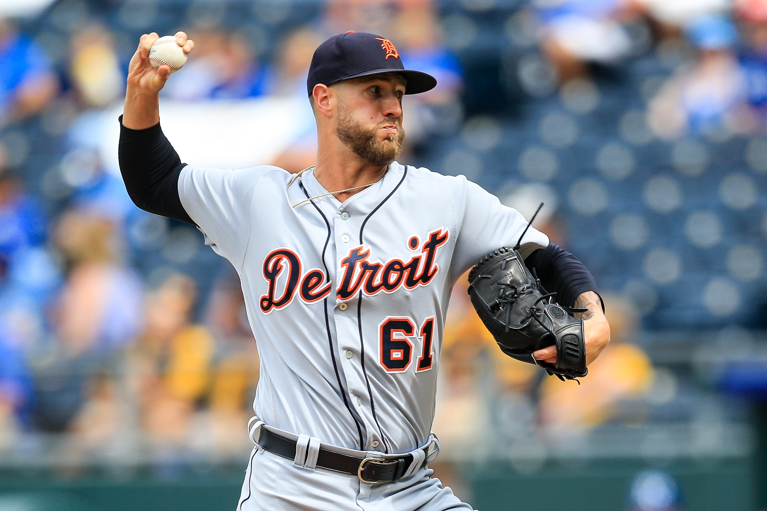 KANSAS CITY, MO - JULY 25: Shane Greene #61 of the Detroit Tigers pitches during the ninth inning against the Kansas City Royals at Kauffman Stadium on July 25, 2018 in Kansas City, Missouri. (Photo by Brian Davidson/Getty Images)