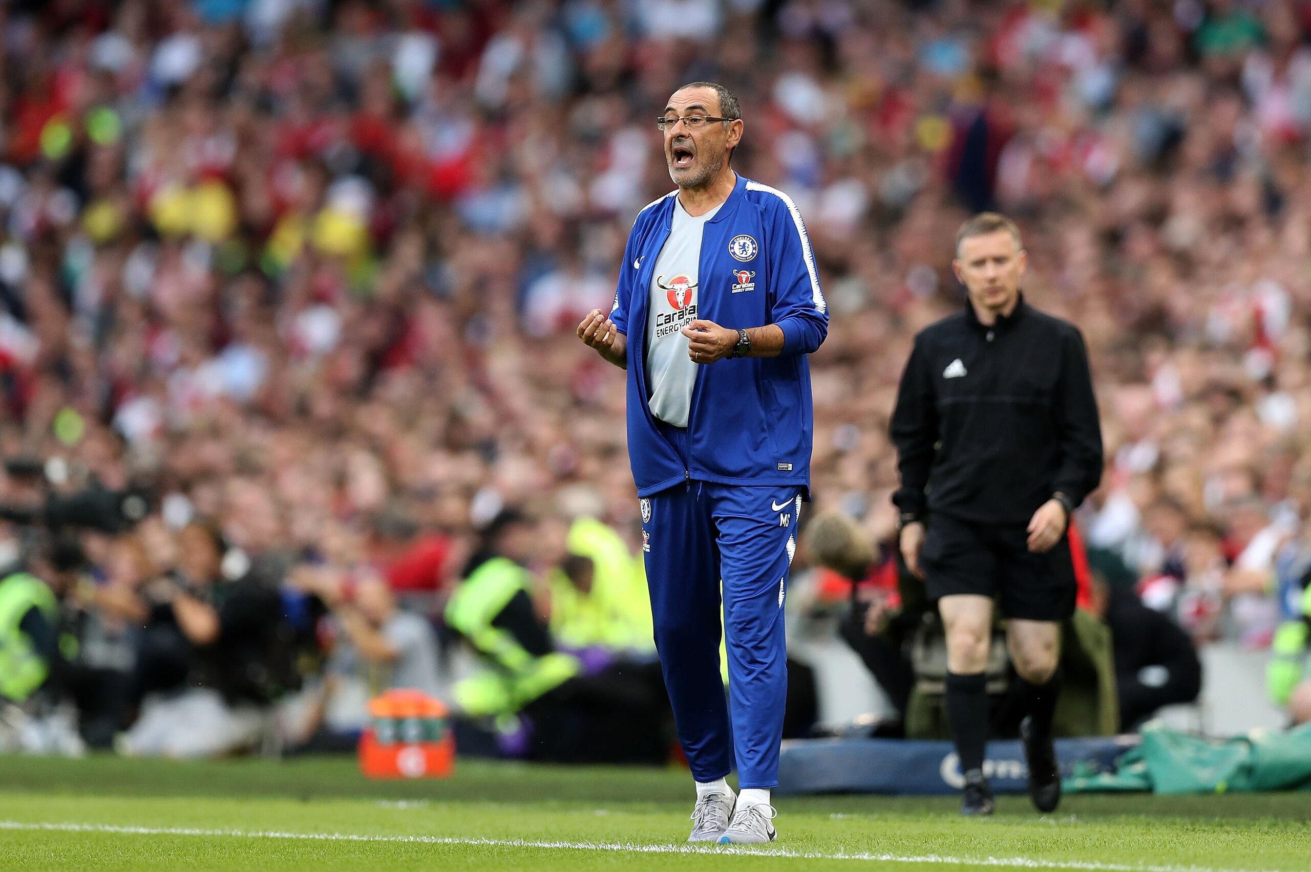 DUBLIN, DUBLIN - AUGUST 01: Maurizio Sarri, Manager of Chelsea gives isntructions during the International Champions Cup 2018 match between Arsenal and Chelsea at the Aviva Stadium on August 1, 2018 in Dublin, Ireland. (Photo by Alex Morton/Internationa DUBLIN, DUBLIN - AUGUST 01: Maurizio Sarri, Manager of Chelsea gives isntructions during the International Champions Cup 2018 match between Arsenal and Chelsea at the Aviva Stadium on August 1, 2018 in Dublin, Ireland. (Photo by Alex Morton/Internationa