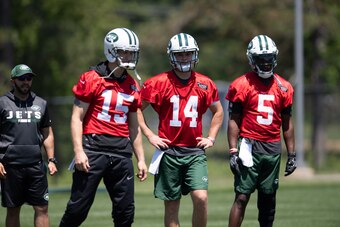 FLORHAM PARK, NJ - JUNE 12:  (LtoR) quarterback Josh McCown #15, quarterback Sam Darnold #14, and quarterback Teddy Bridgewater #5  during mandatory mini camp on June 12, 2018 at The Atlantic Health Jets Training Center in Florham Park, New Jersey. (Photo