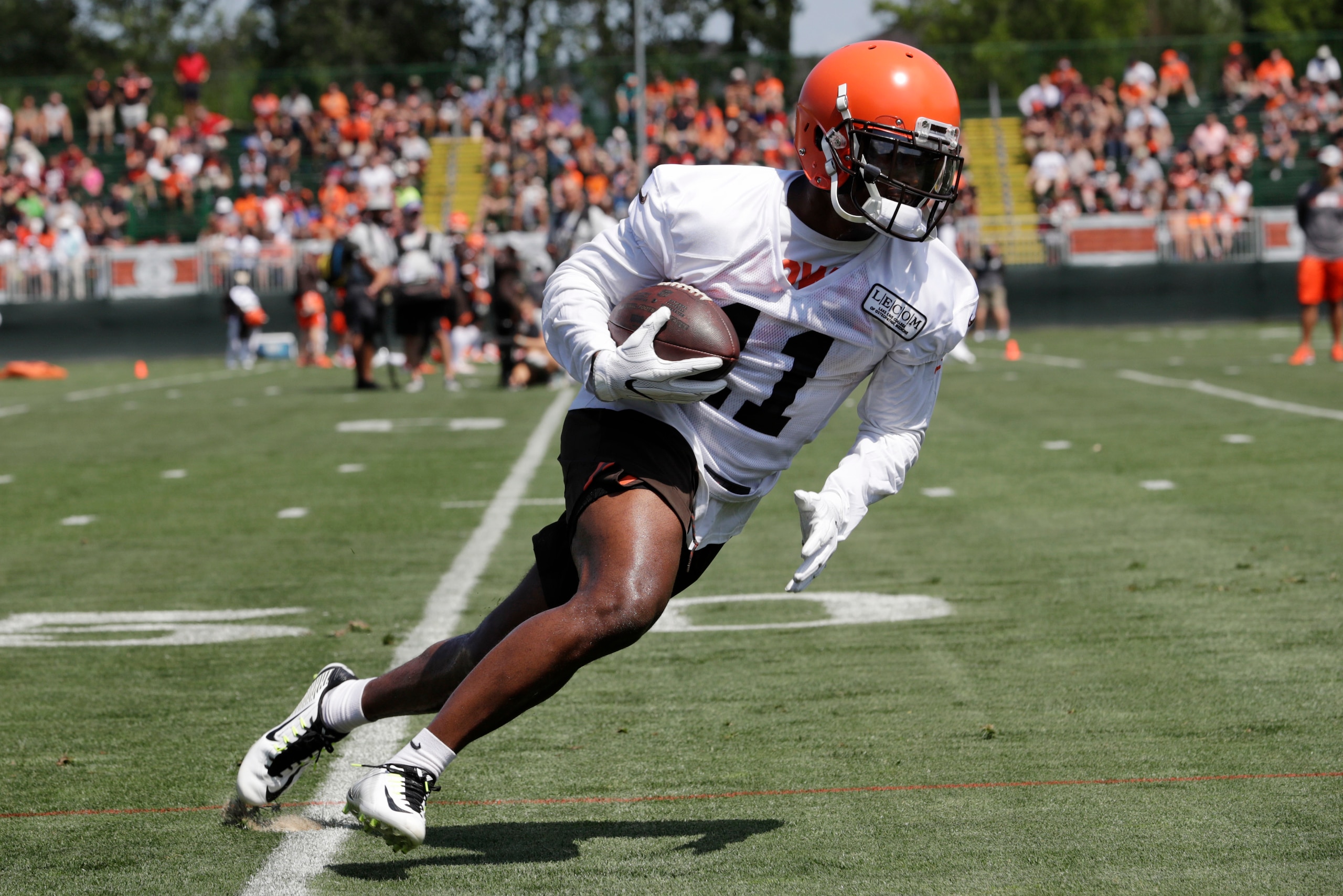 Cleveland Browns wide receiver Antonio Callaway Cleveland Browns wide receiver Antonio Callaway