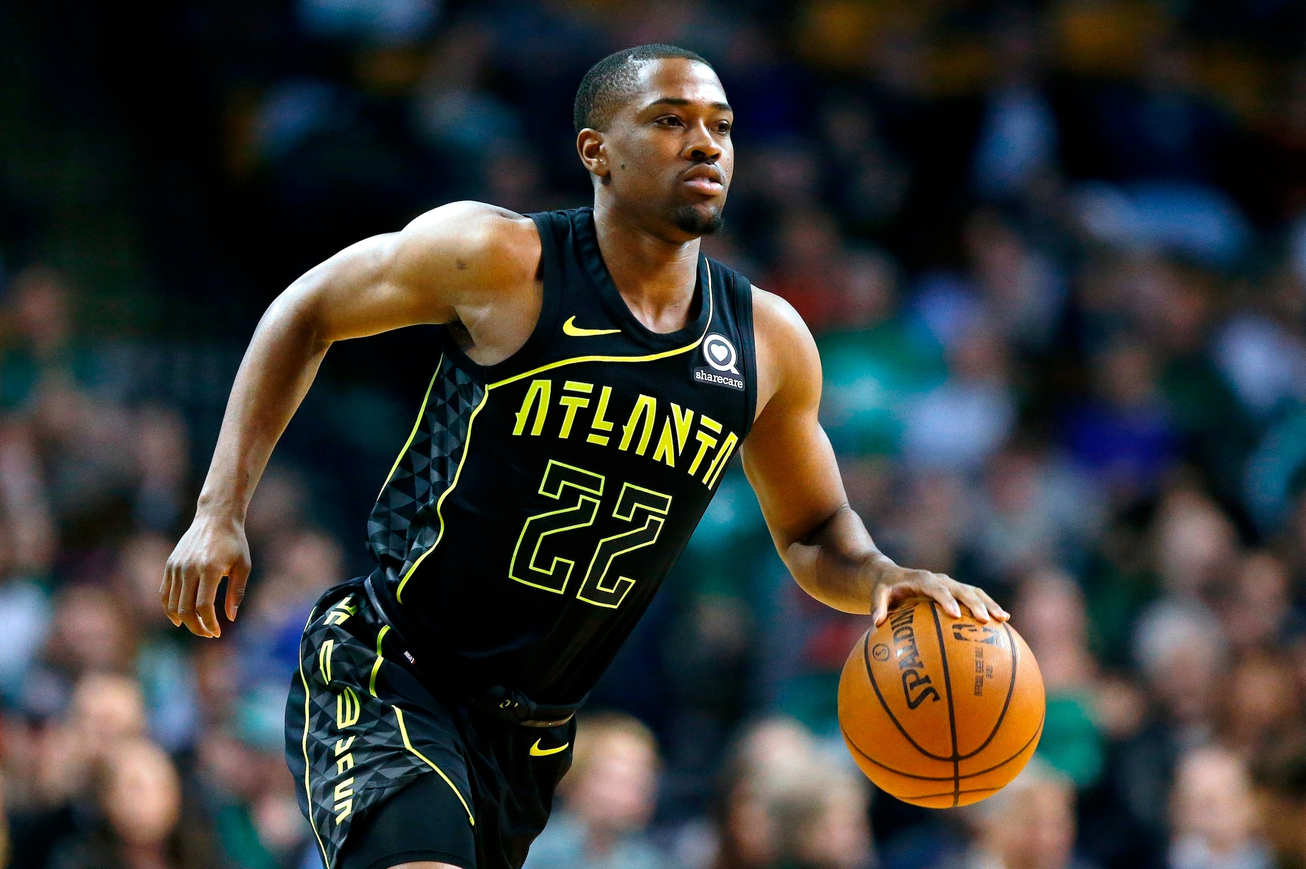 Isaiah Taylor will reportedly compete for Cleveland Cavaliers' third point guard spot.